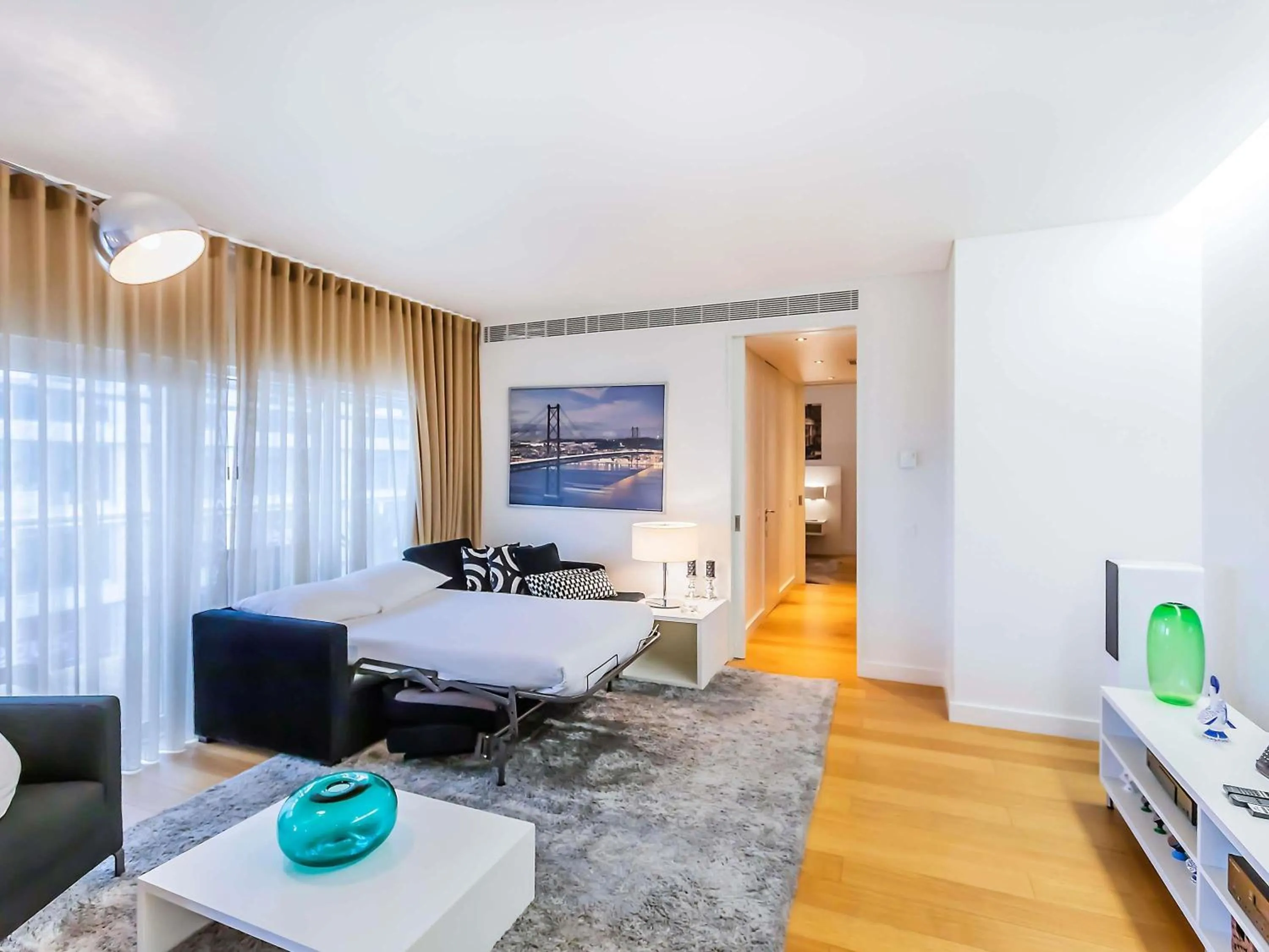 Bedroom in Hotel Ibis Lisboa Parque das Nações