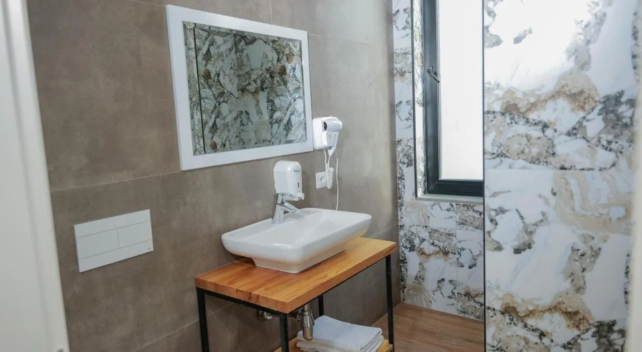 Bathroom in Hotel Alion