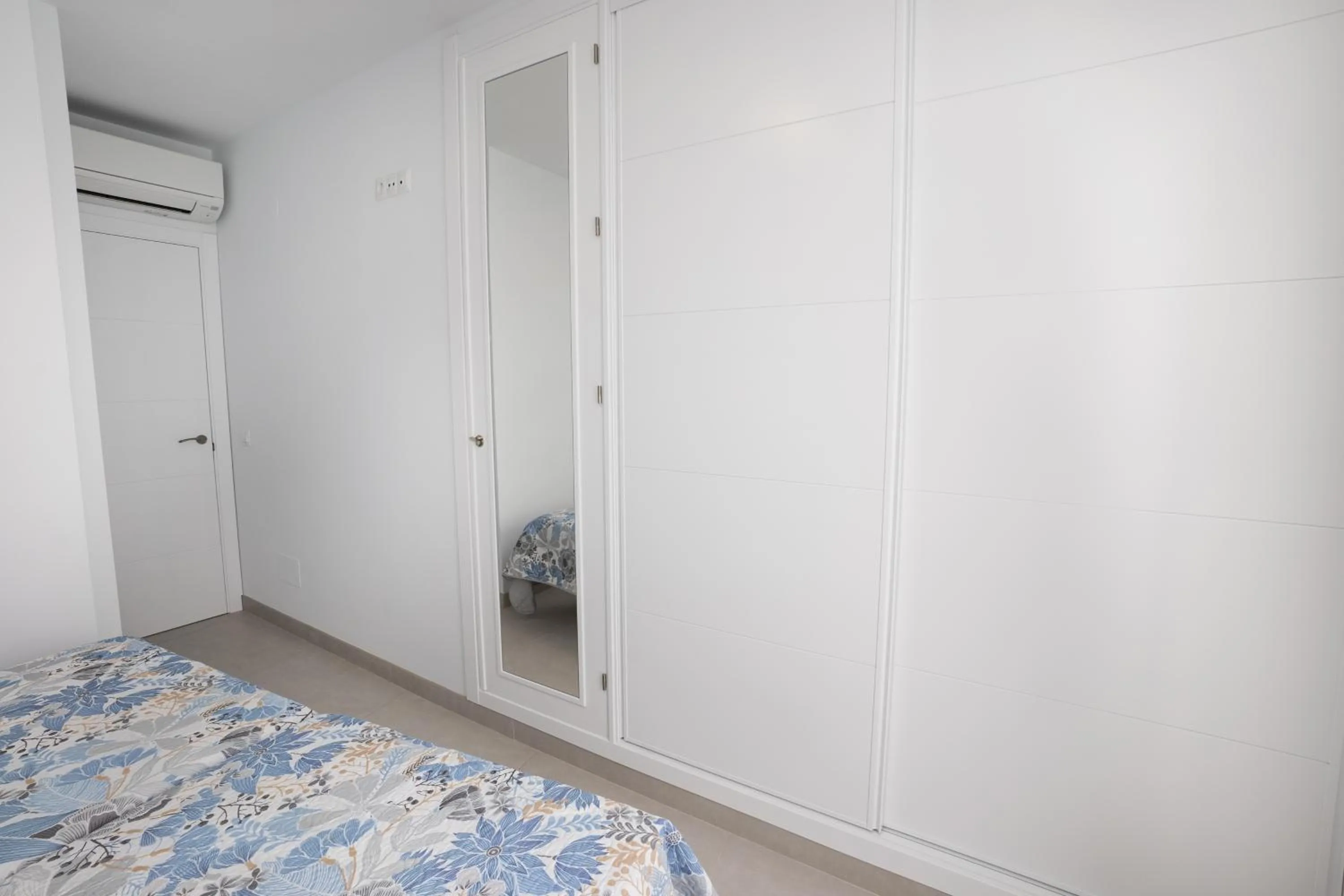 Bed in Apartamentos Mombasa 1 Planta