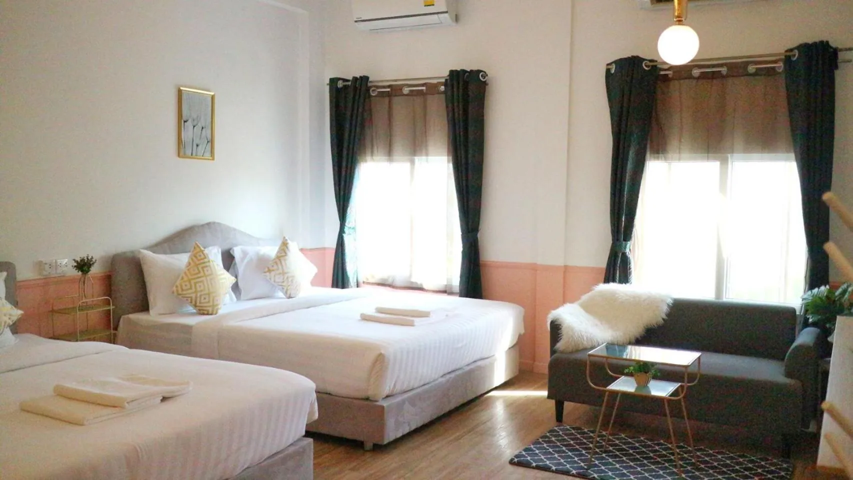 Bedroom, Bed in Isara Boutique Hotel and Cafe