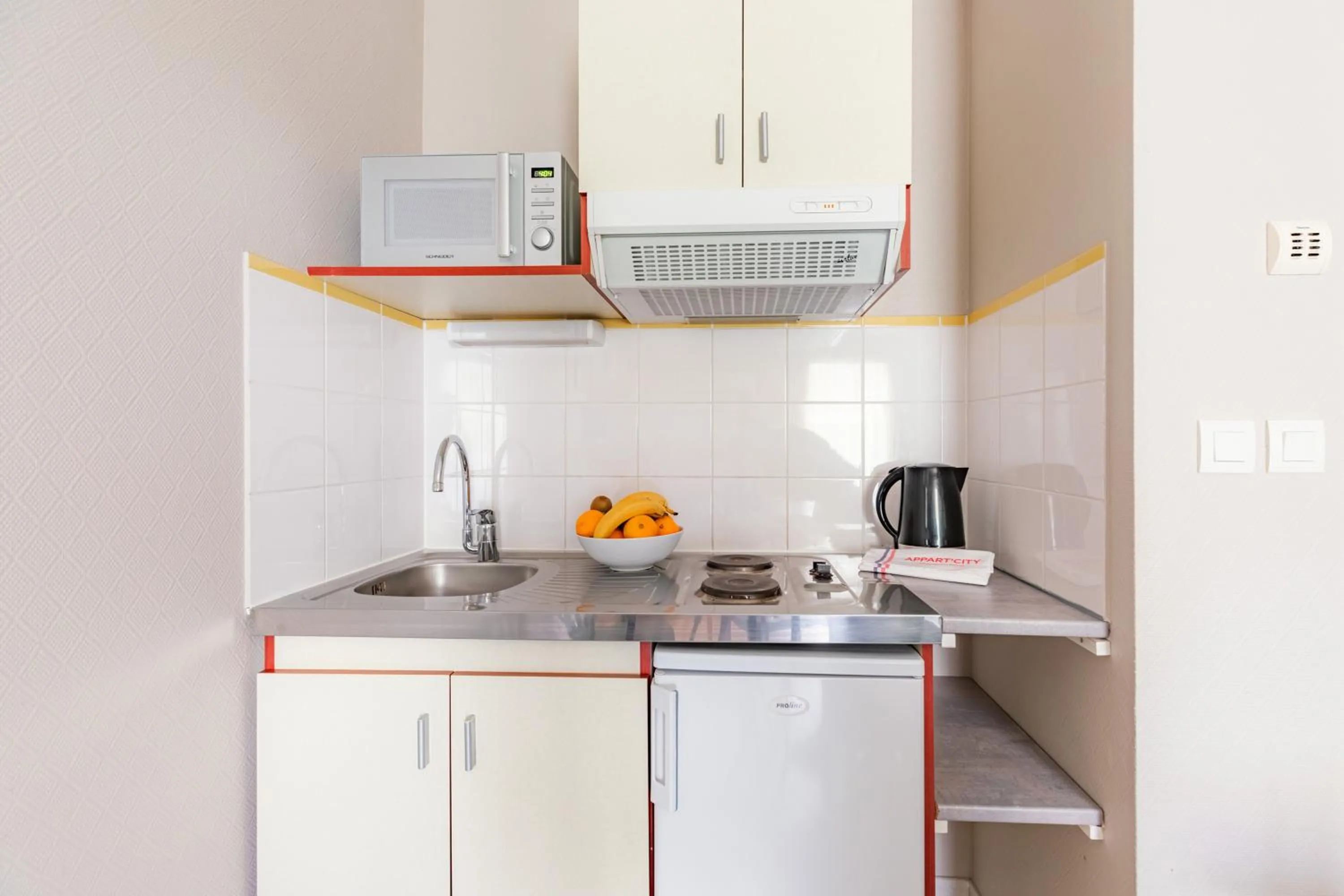 Coffee/tea facilities in Appart'City Confort Nantes Cité des Congrès