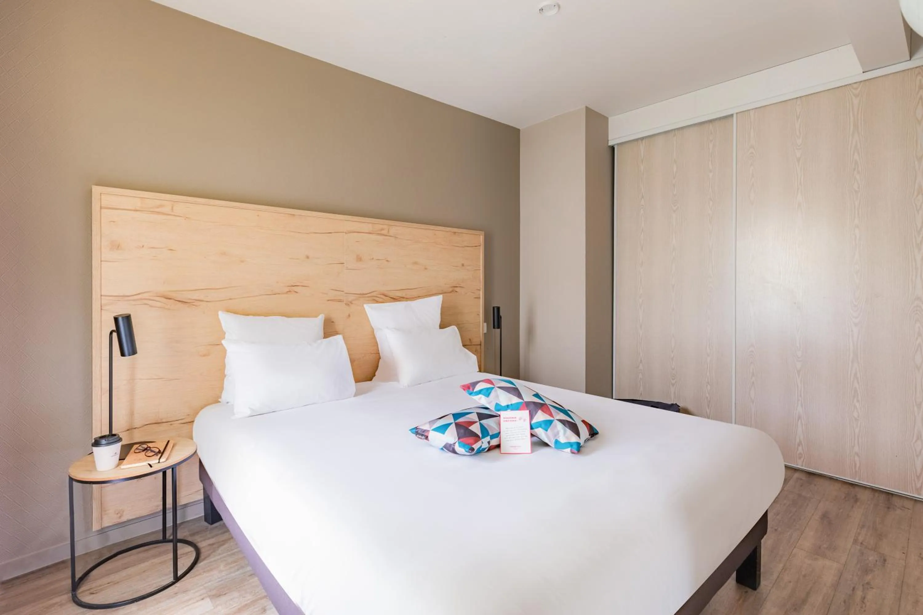 Bed in Appart'City Confort Nantes Cité des Congrès