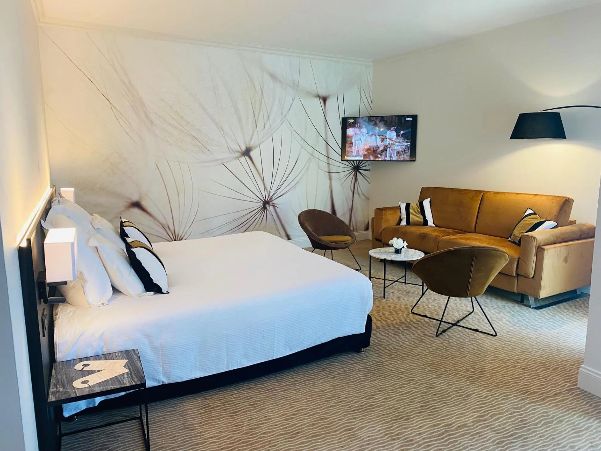 Bed in Palmyra Golf Hotel & Spa