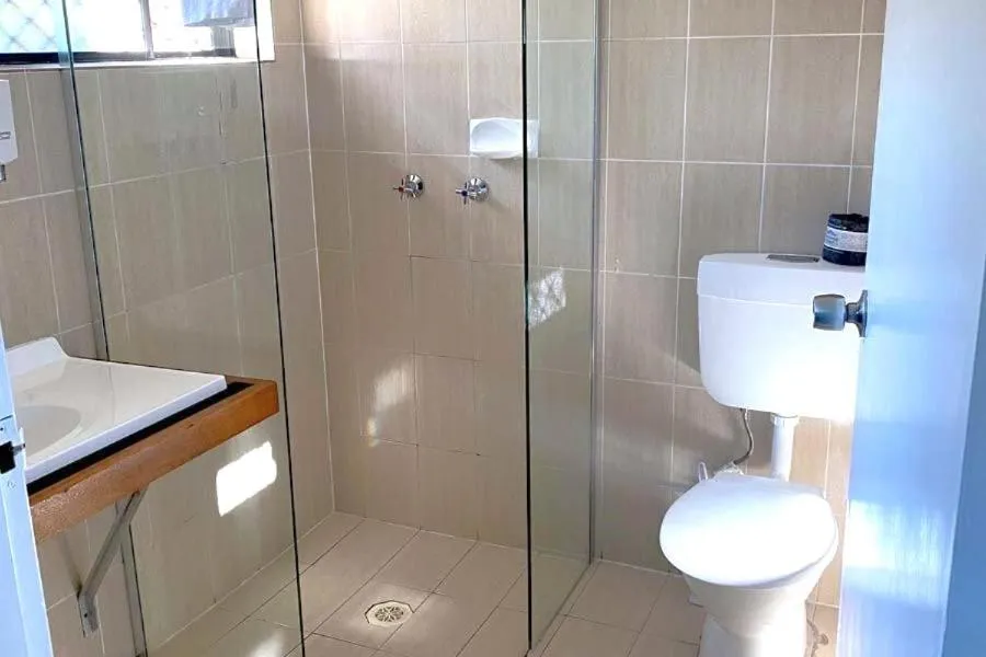 Toilet in Fern Bay Motel