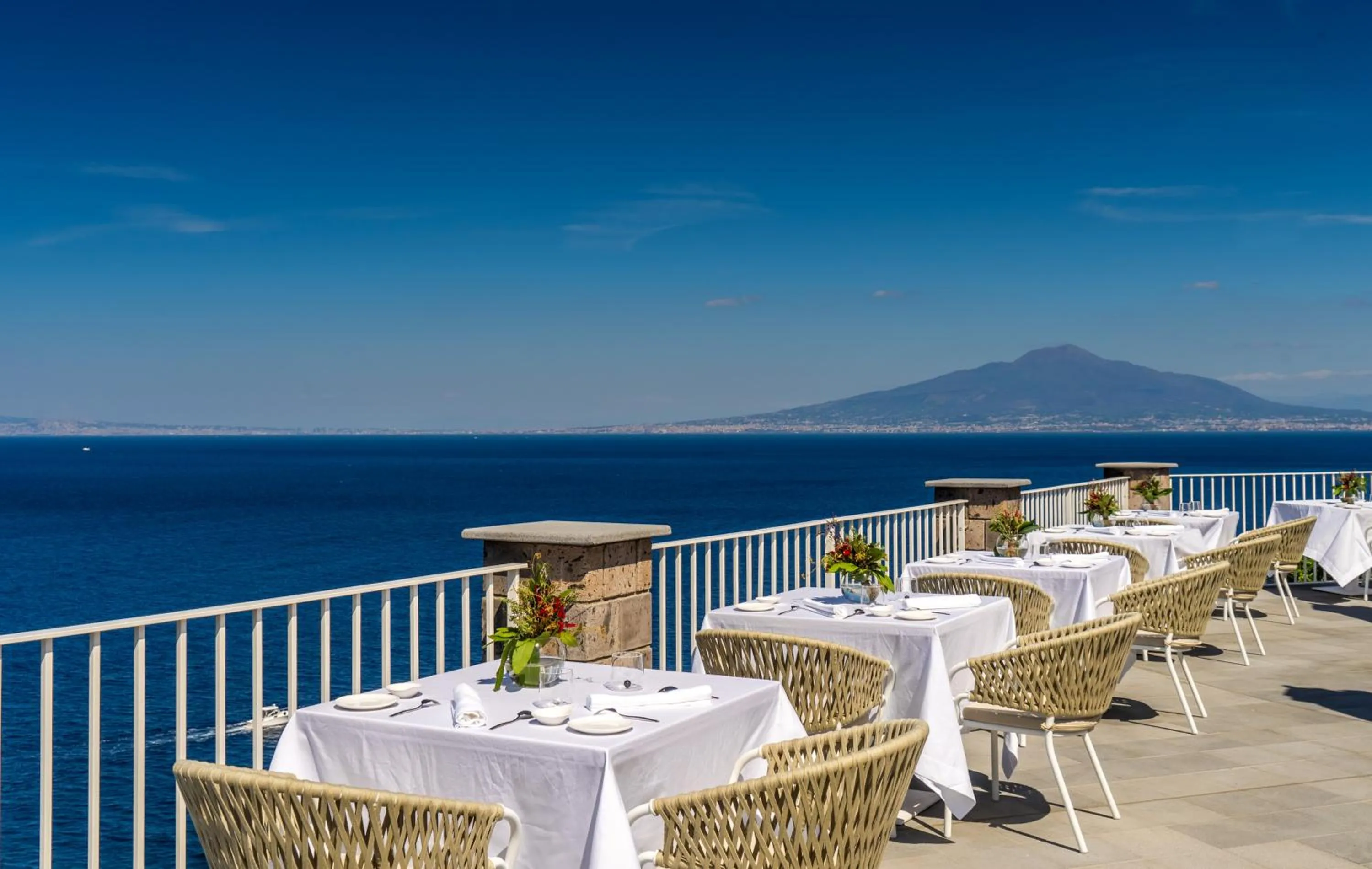 Restaurant/places to eat in Hotel Lorelei Londres