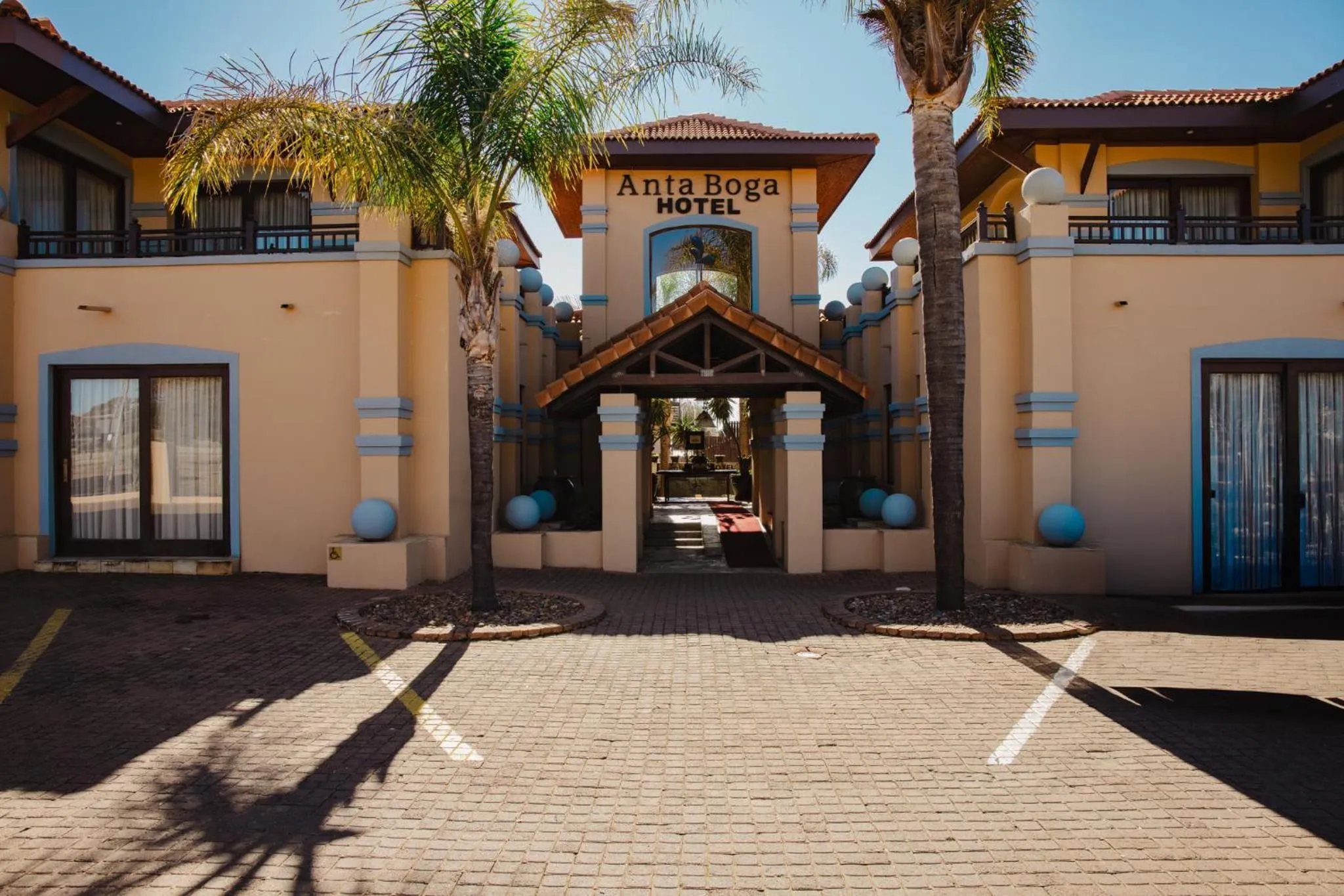 Facade/entrance in Anta Boga Hotel