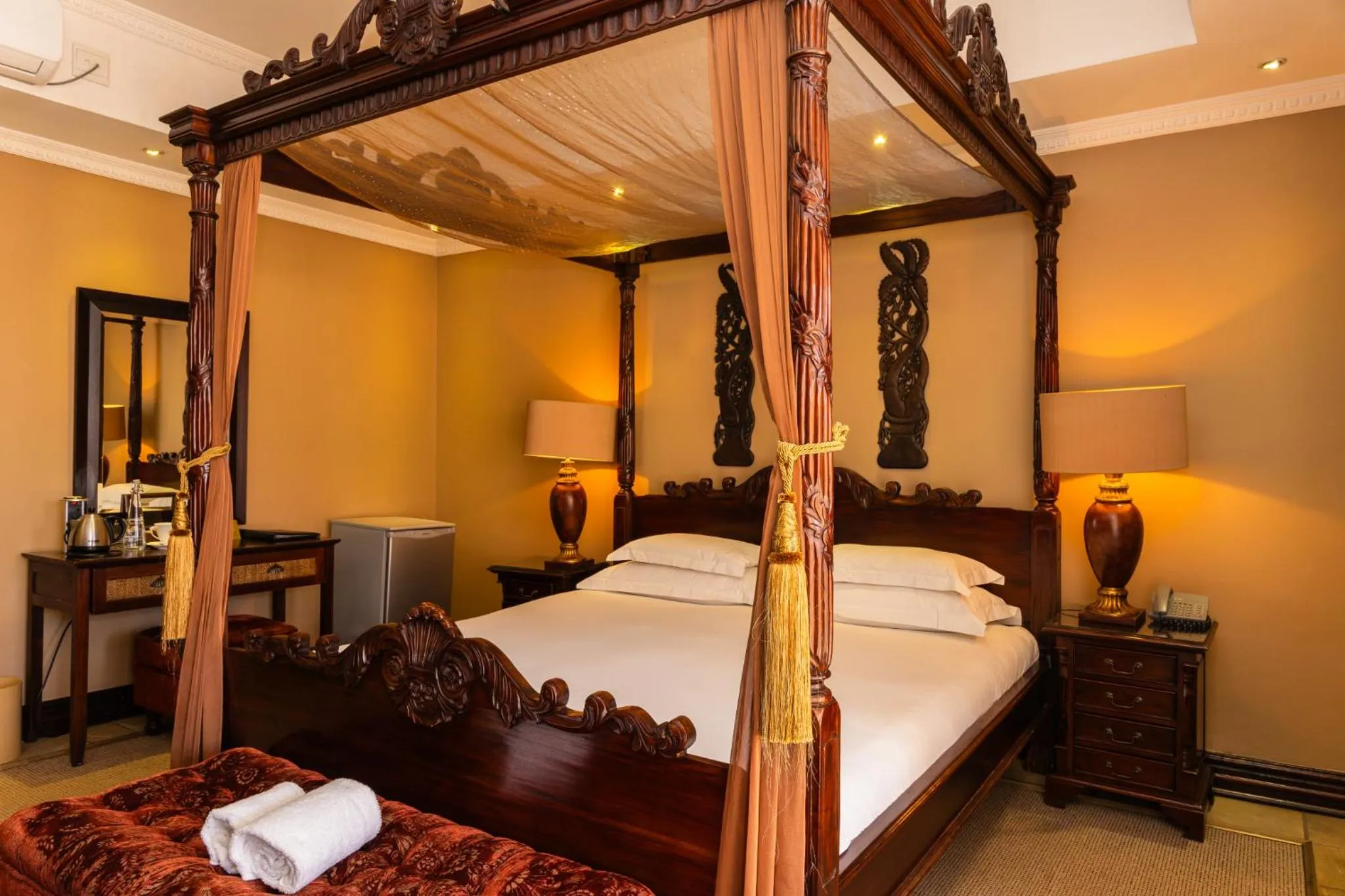 Bed in Anta Boga Hotel