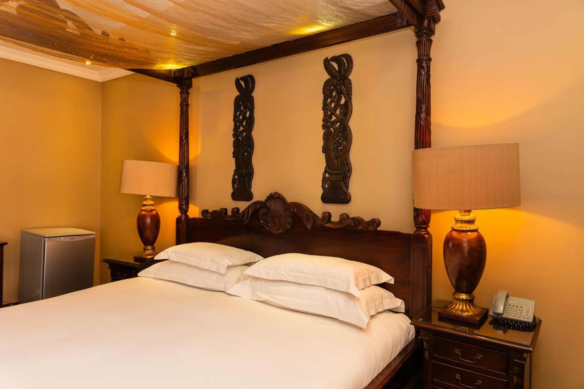 Bed in Anta Boga Hotel