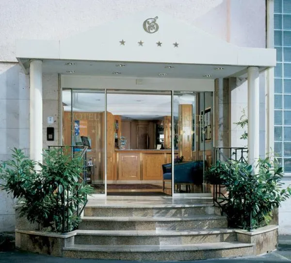 Facade/entrance in Greifensteiner Hof