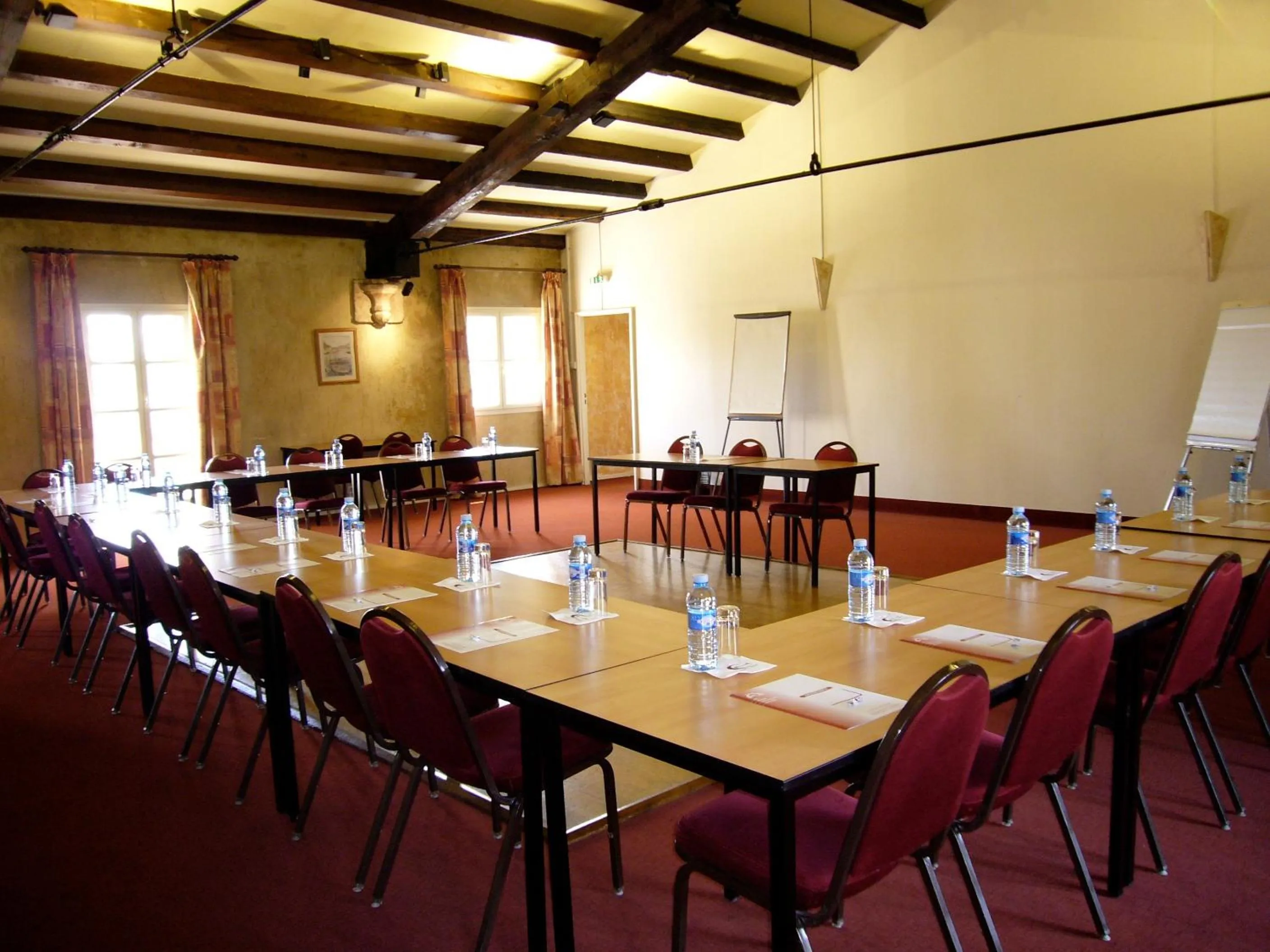 Meeting/conference room in Le Clos De L'aube Rouge - Montpellier / Castelnau le Lez