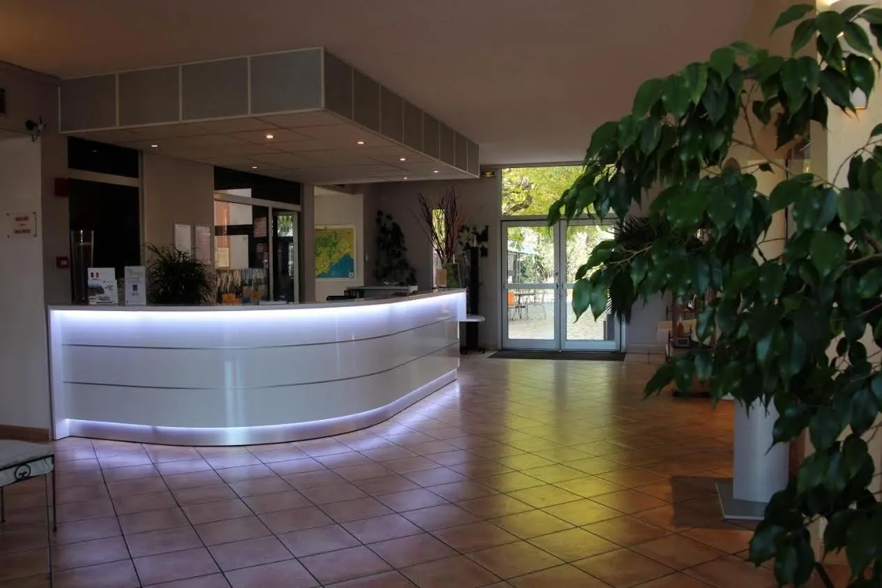 Lobby or reception in Le Clos De L'aube Rouge - Montpellier / Castelnau le Lez