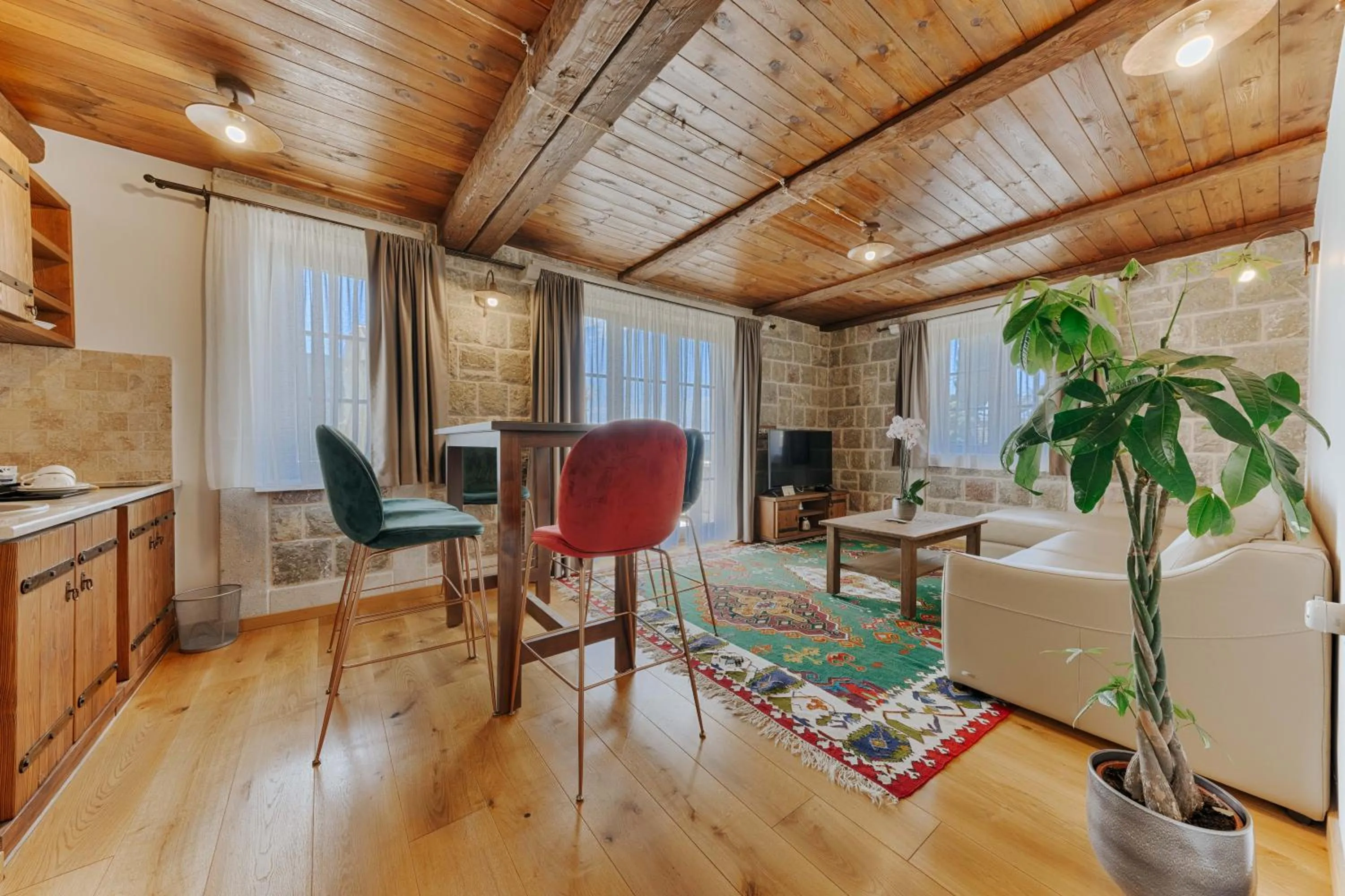 Kitchen or kitchenette in Stara Čaršija Hotel & SPA