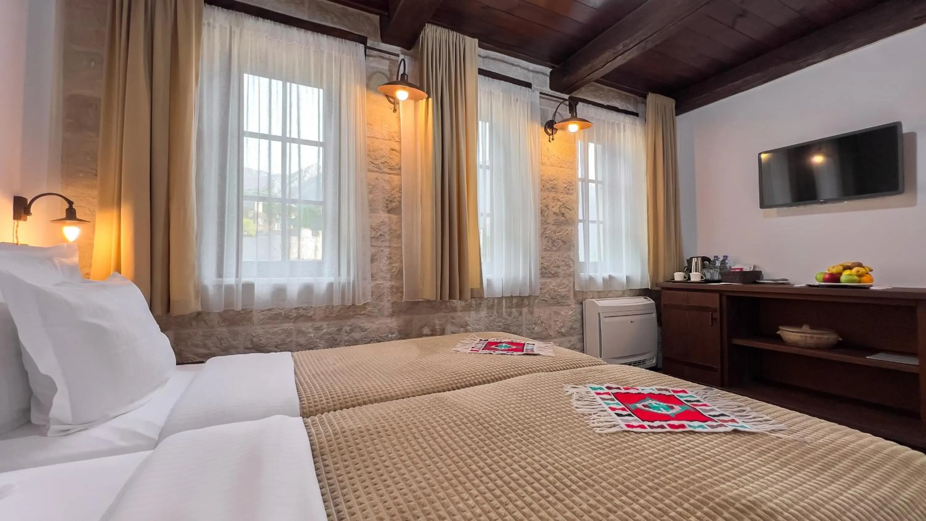 Photo of the whole room, Bed in Stara Čaršija Hotel & SPA