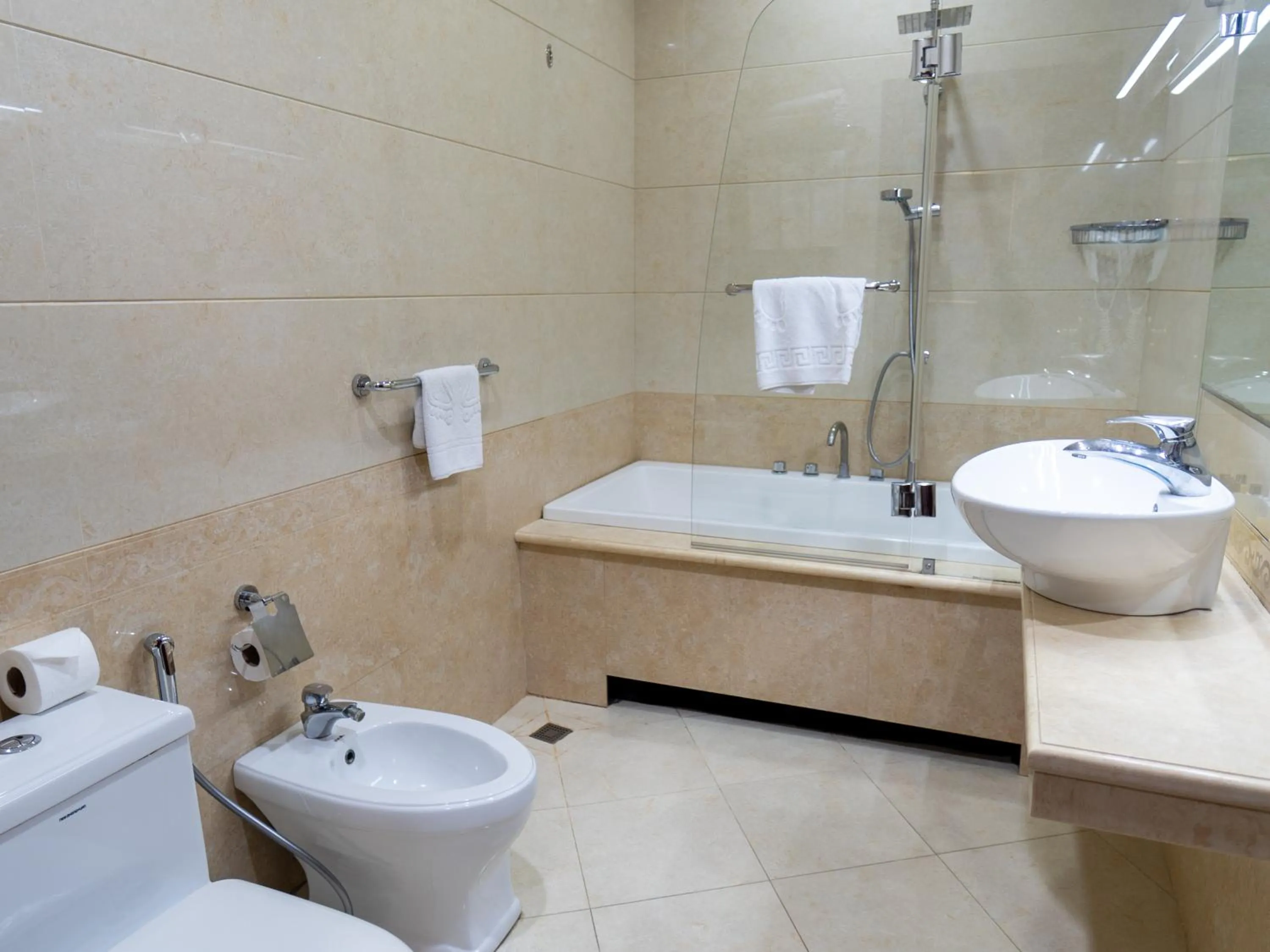 Bathroom in Shah Palace Luxury Museum Hotel