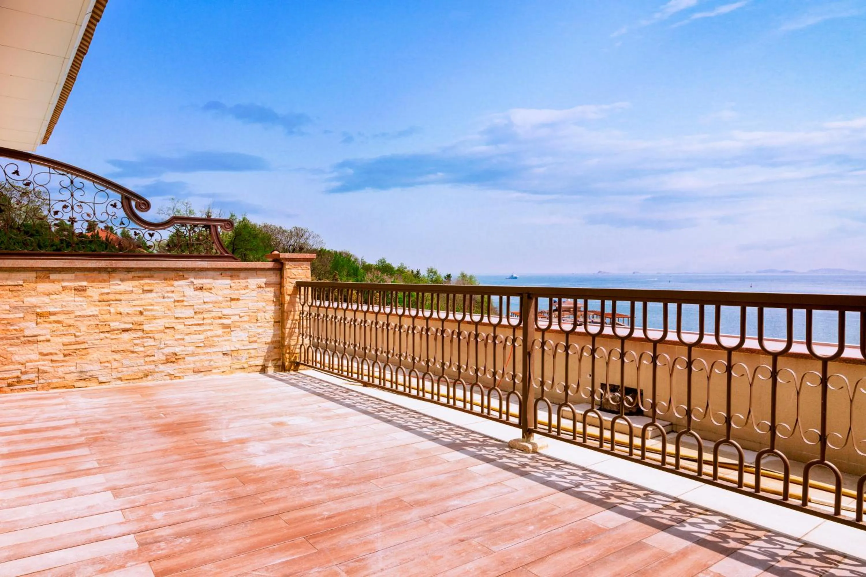 Golden Gulf Hotel Yantai