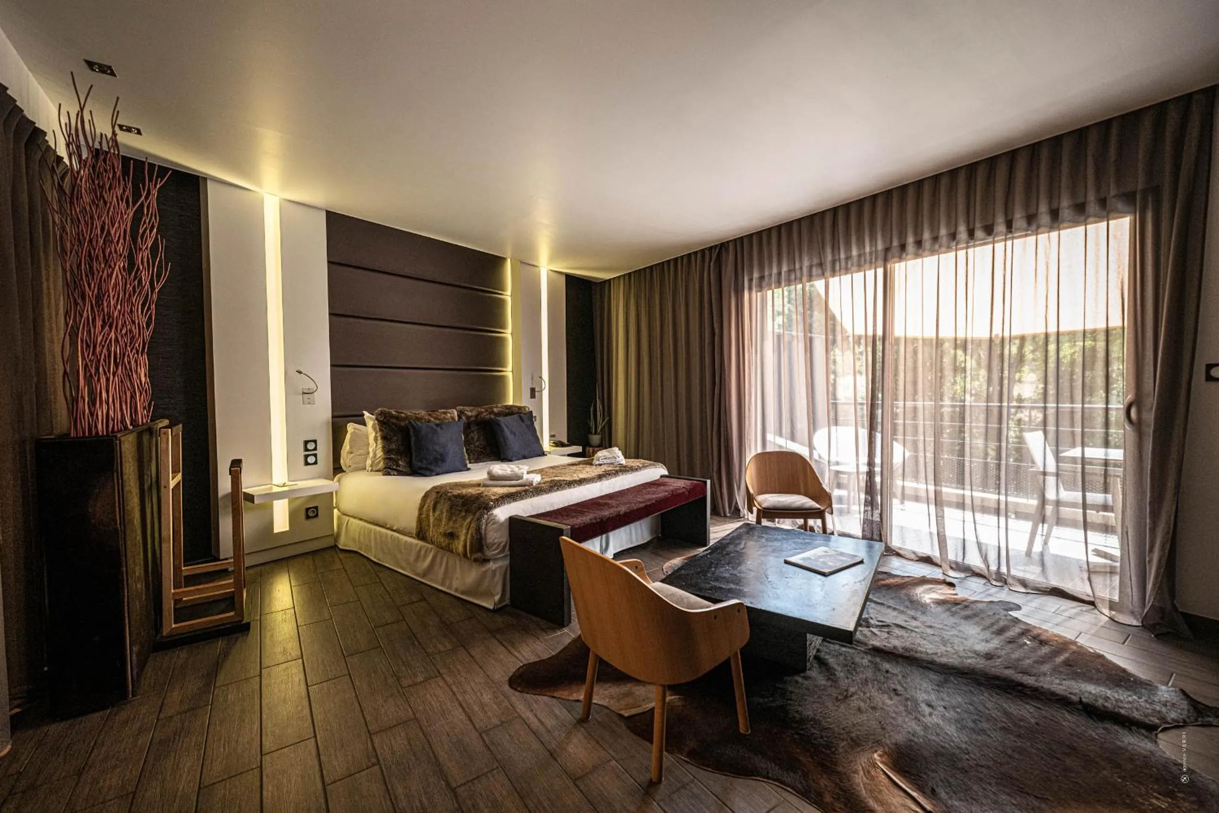 Bed in Hôtel Le Parc - La Table de Franck Putelat