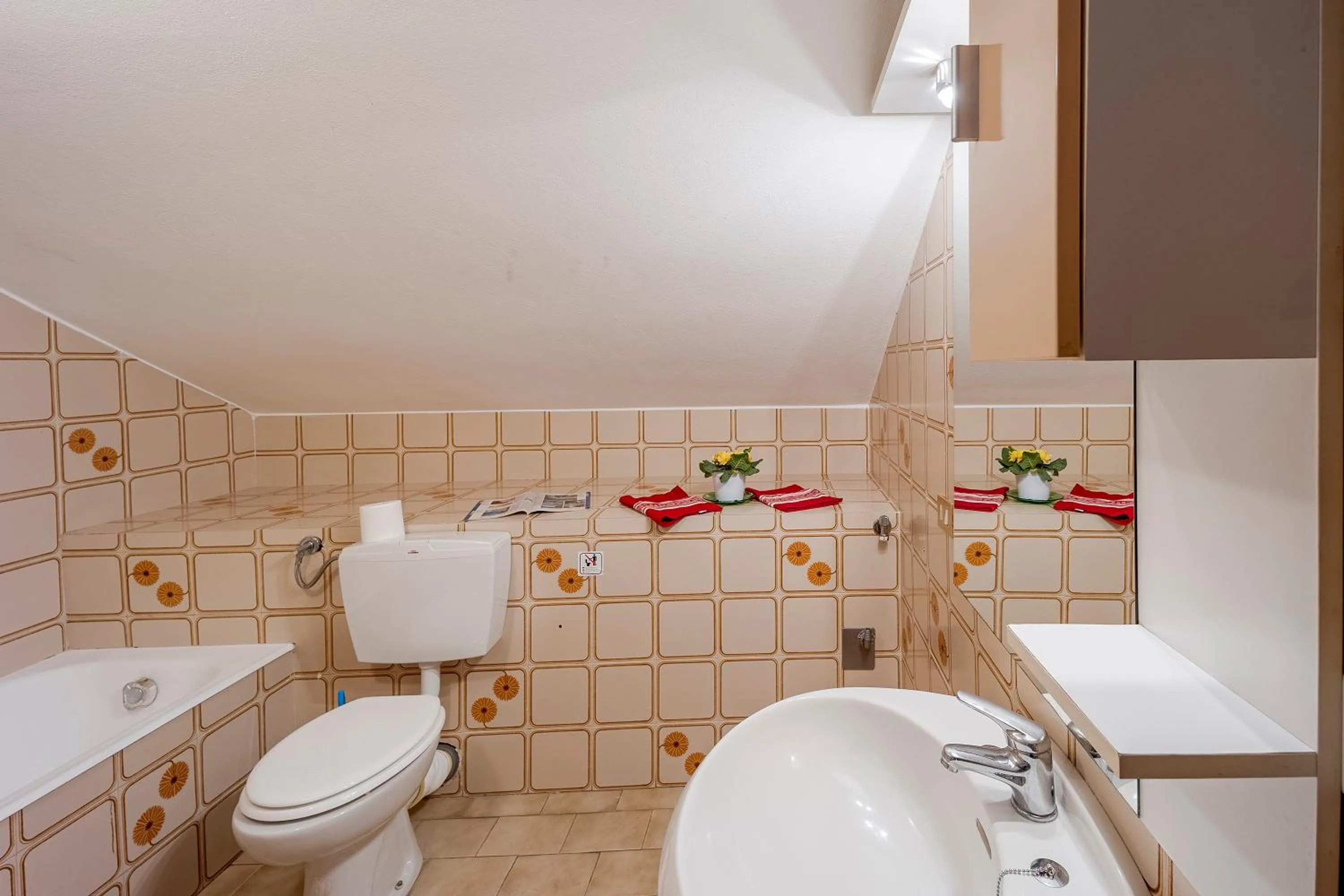 Bathroom in Loano Apartment Pool & Garden