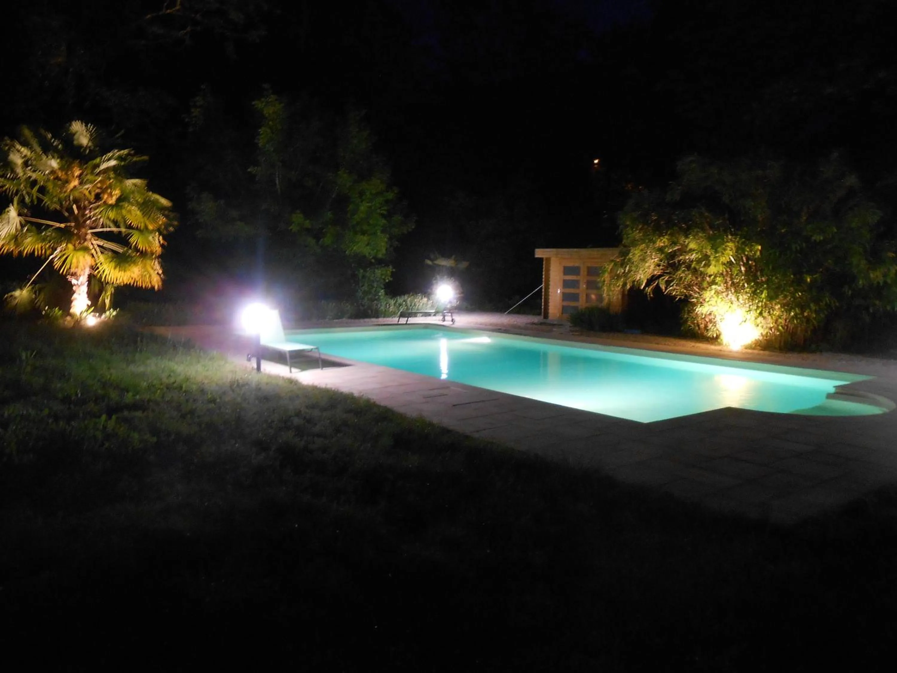 Night in Clos du Bois Brard B&B