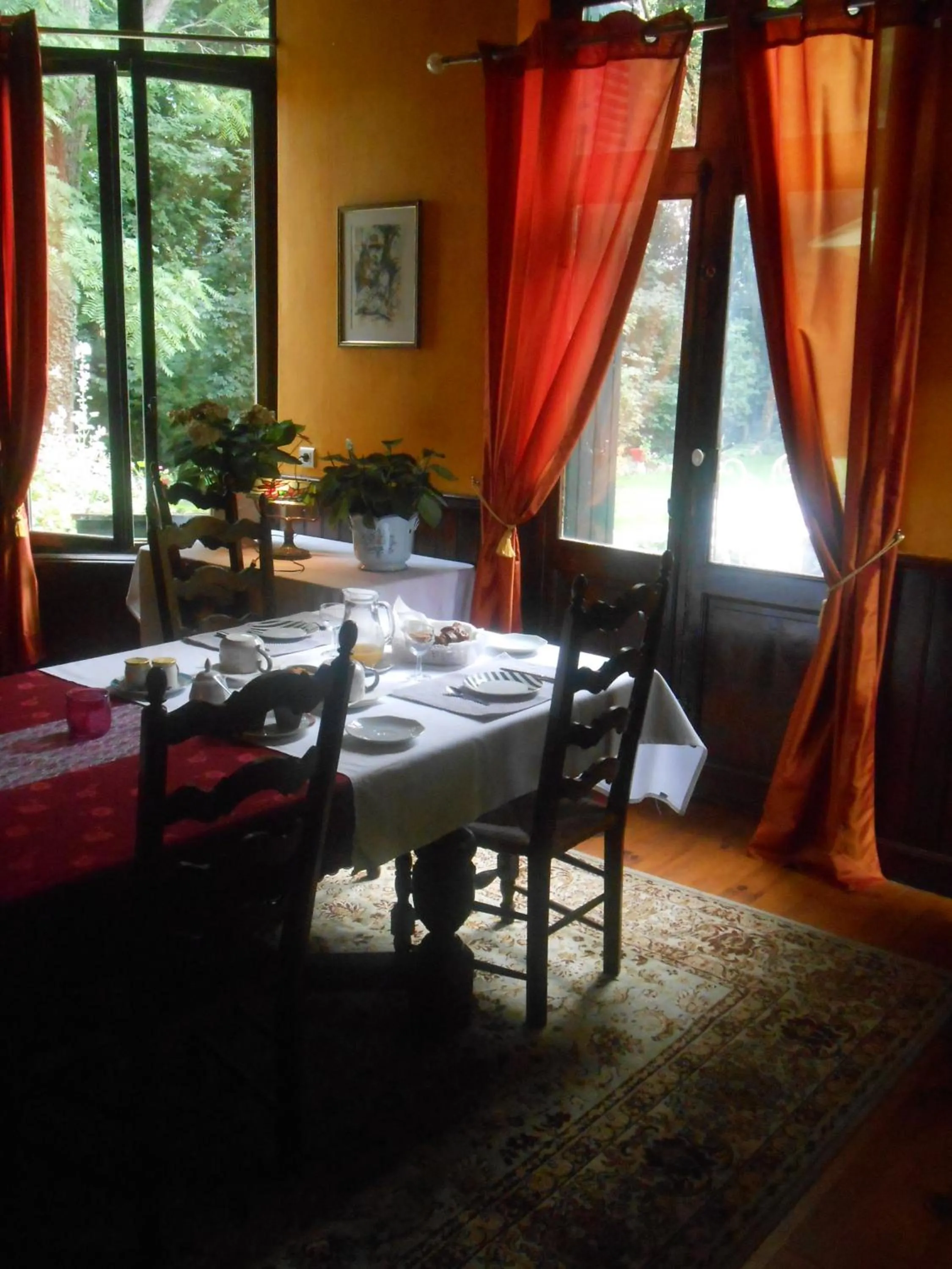 Food and drinks in Clos du Bois Brard B&B