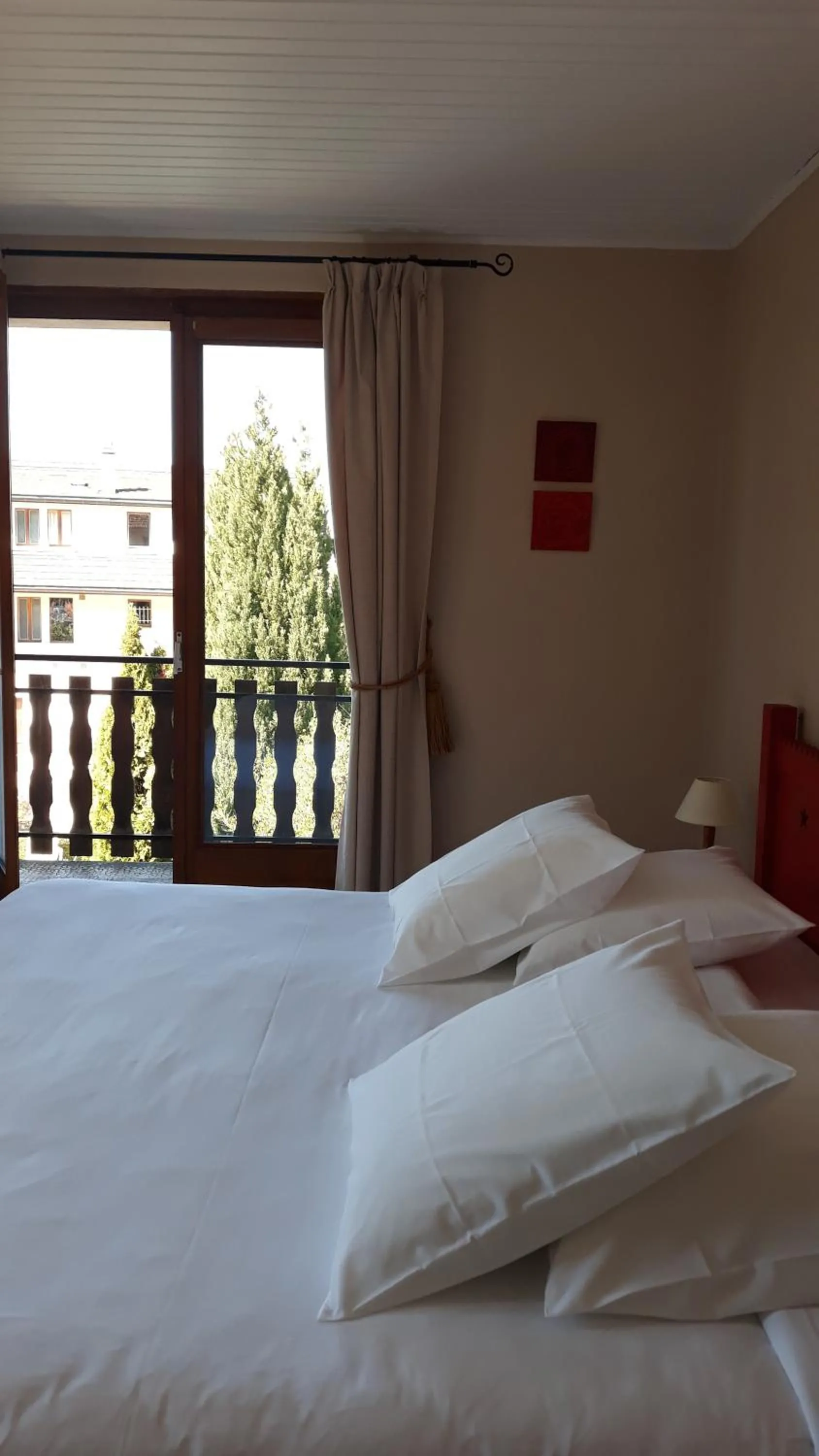 Bed in L'Oasis