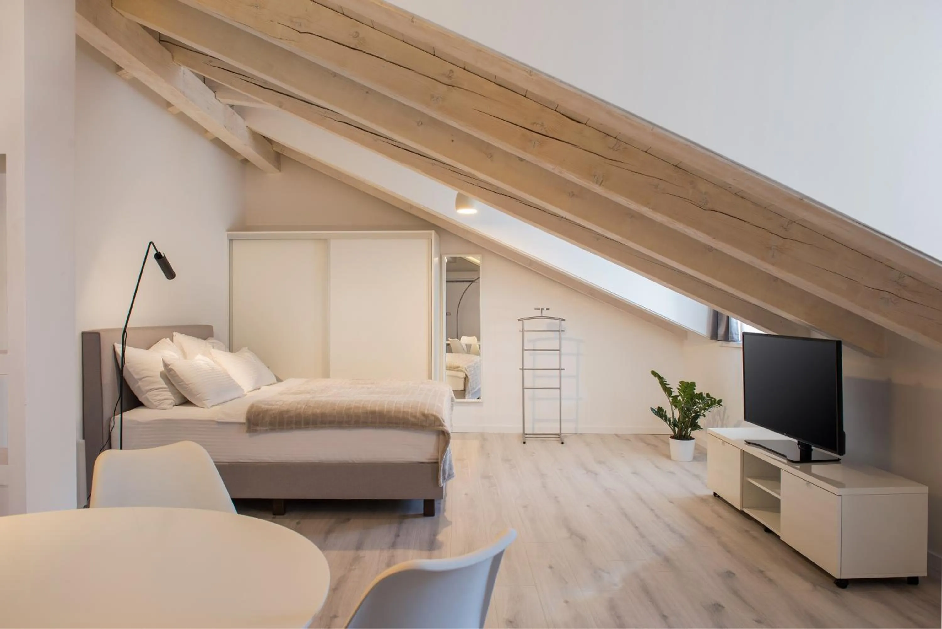 Bed in Boutique Rooms Mirabilis