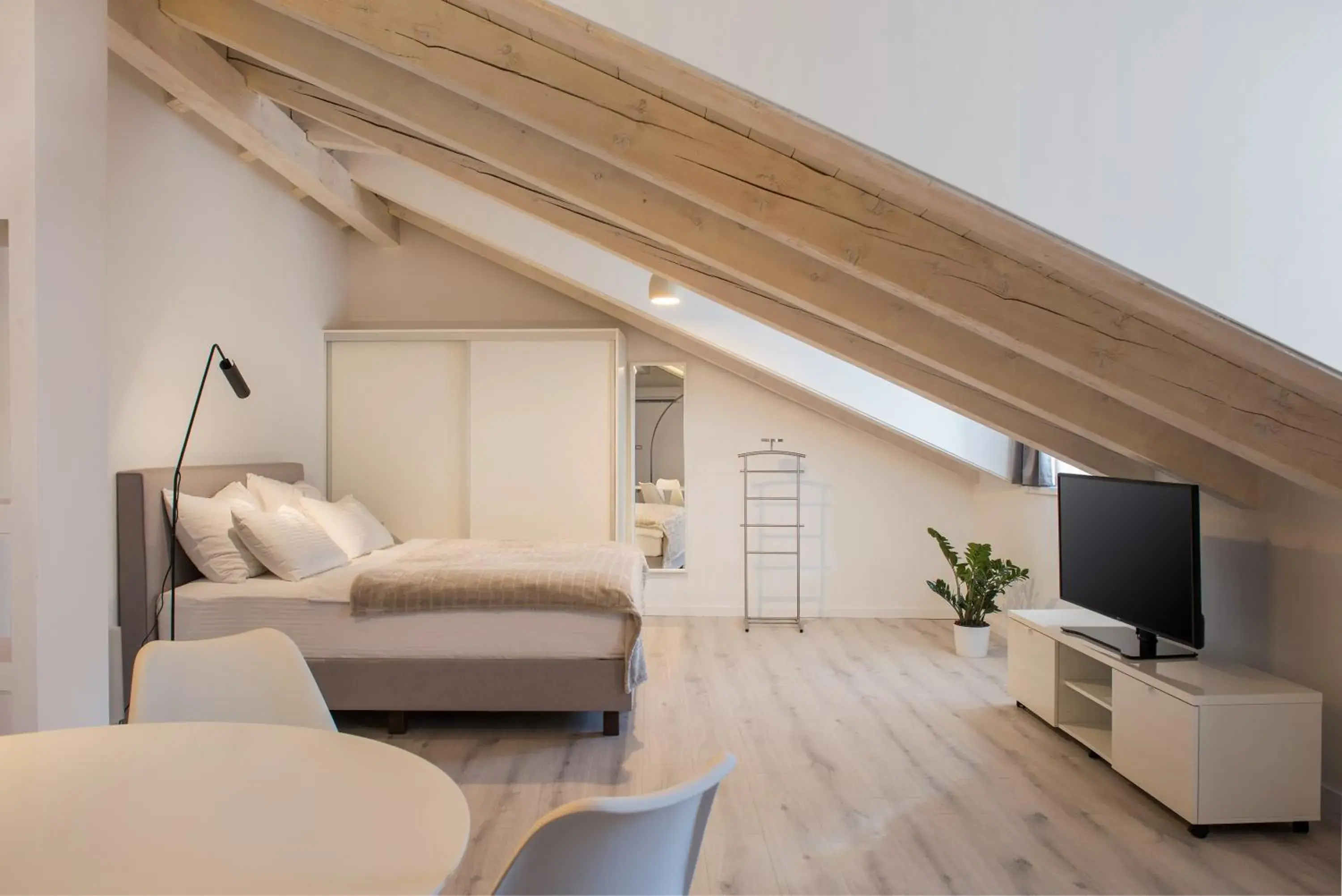 Superior King Double Room in Boutique Rooms Mirabilis Superior King Double Room in Boutique Rooms Mirabilis