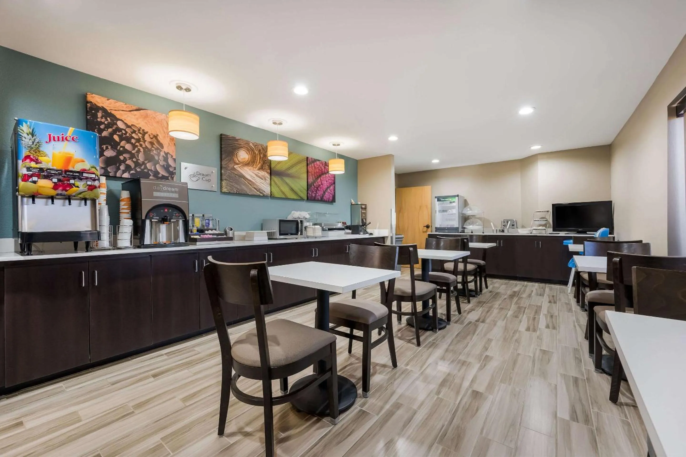 Breakfast in Sleep Inn & Suites Cullman I-65 exit 310