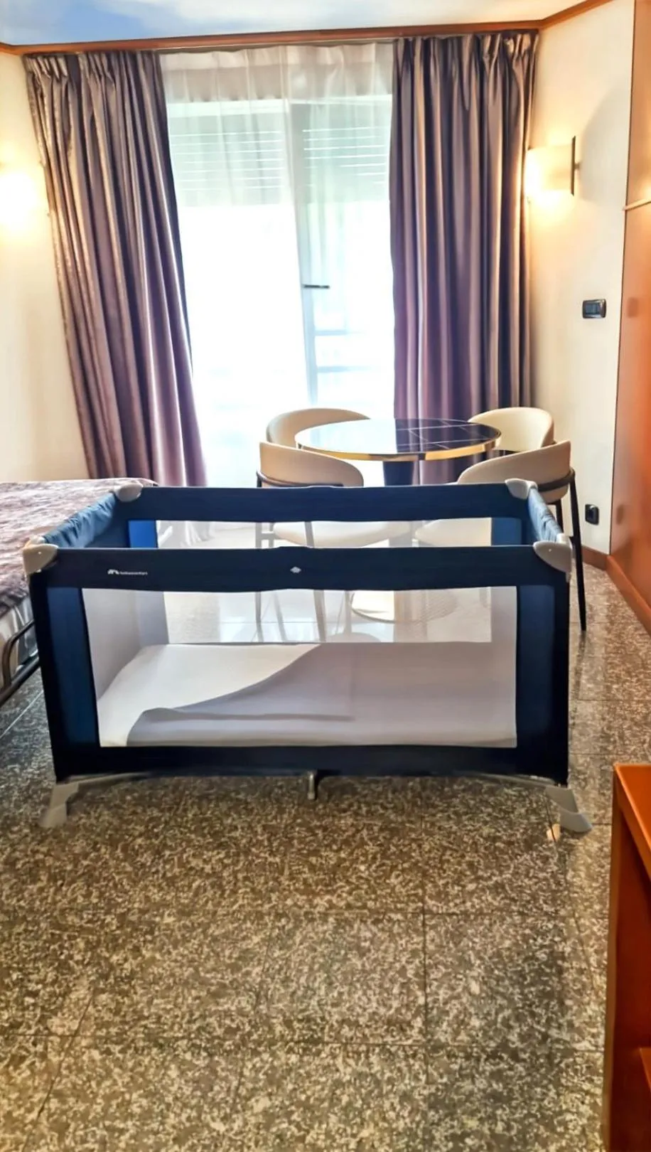 Bed in Goldstar Apartments & Suites