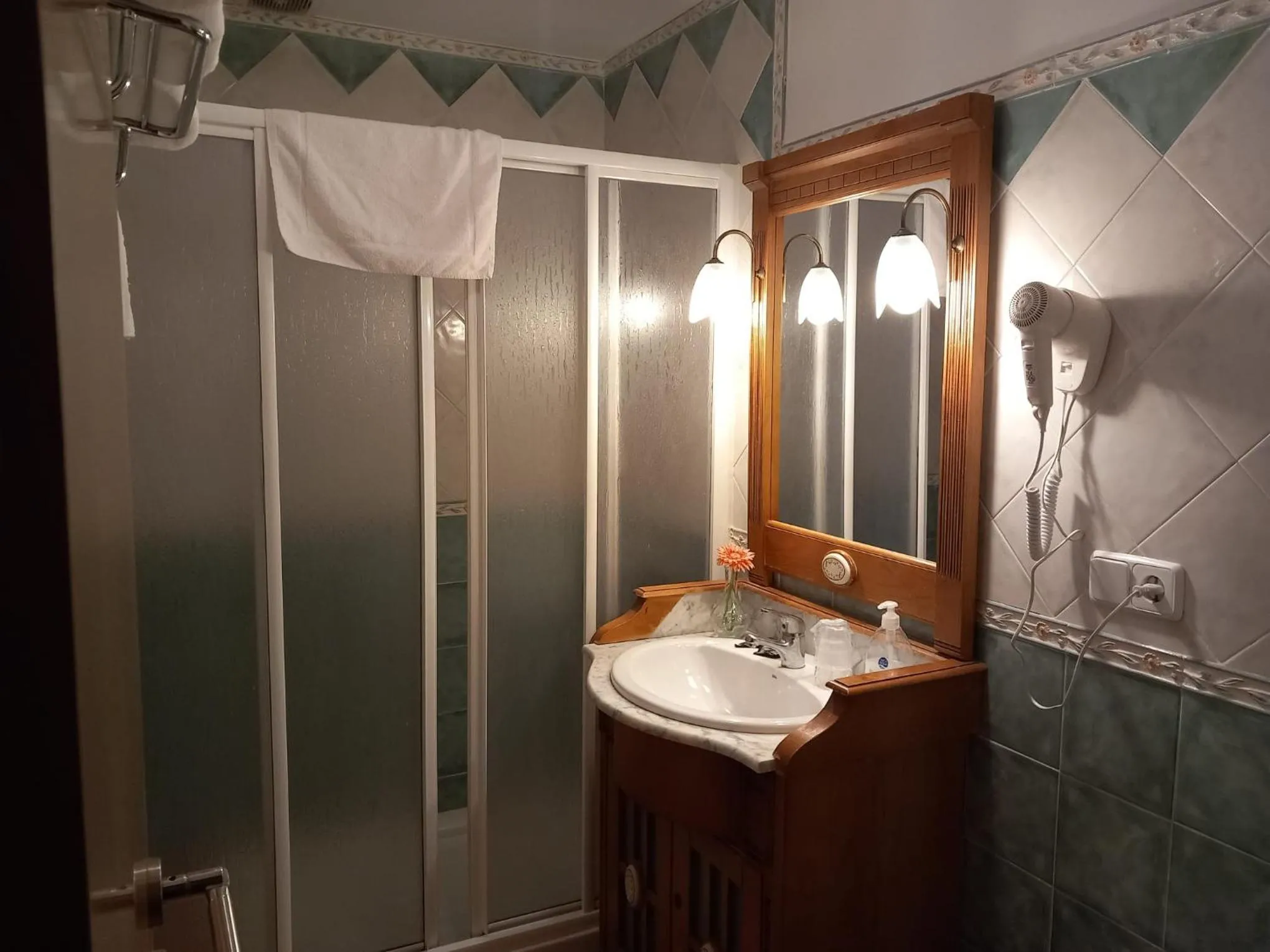 Triple Room in hotel rural la gavilla