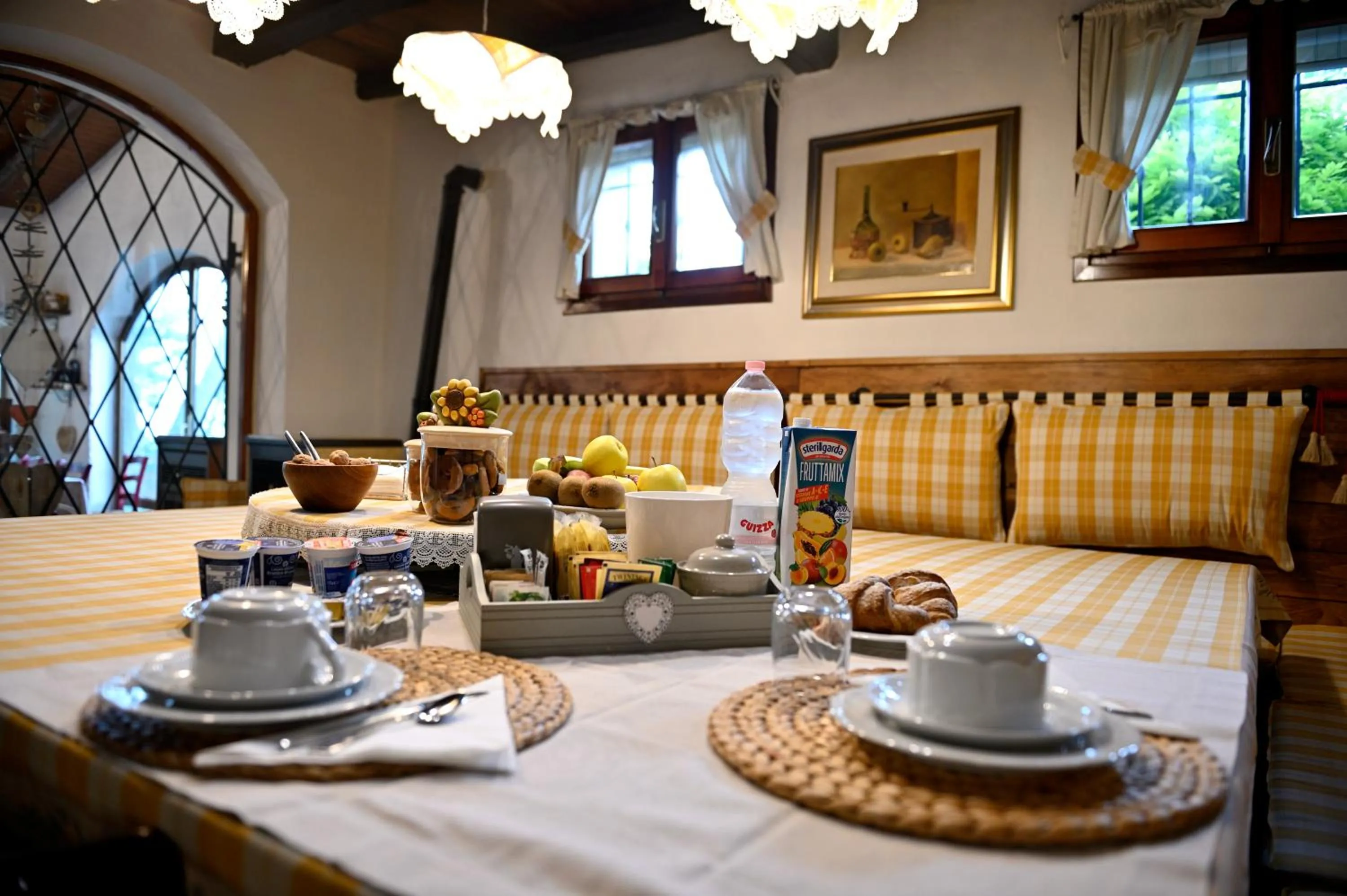 B&B Four Winds