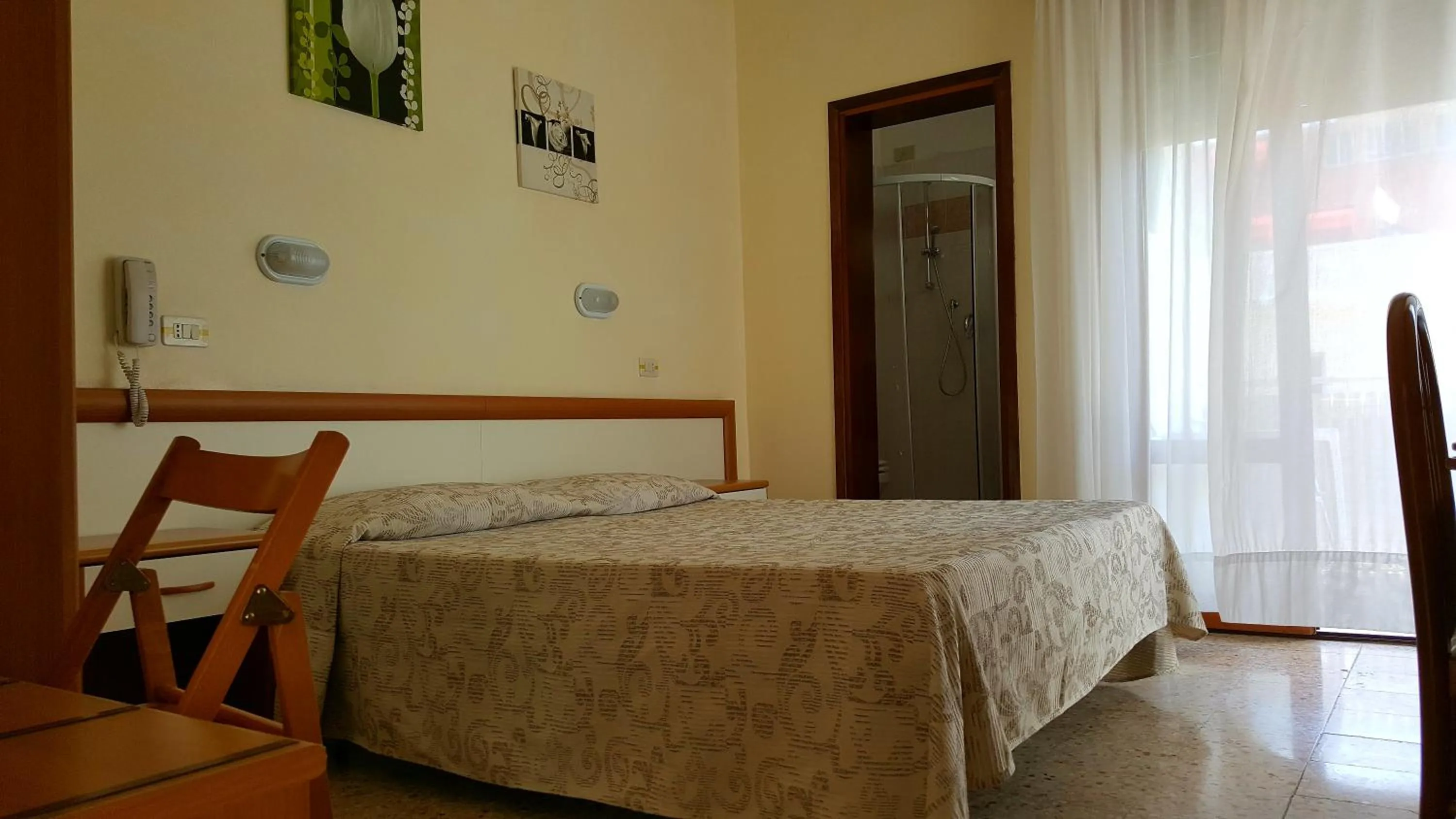 Bed in Hotel Marietta