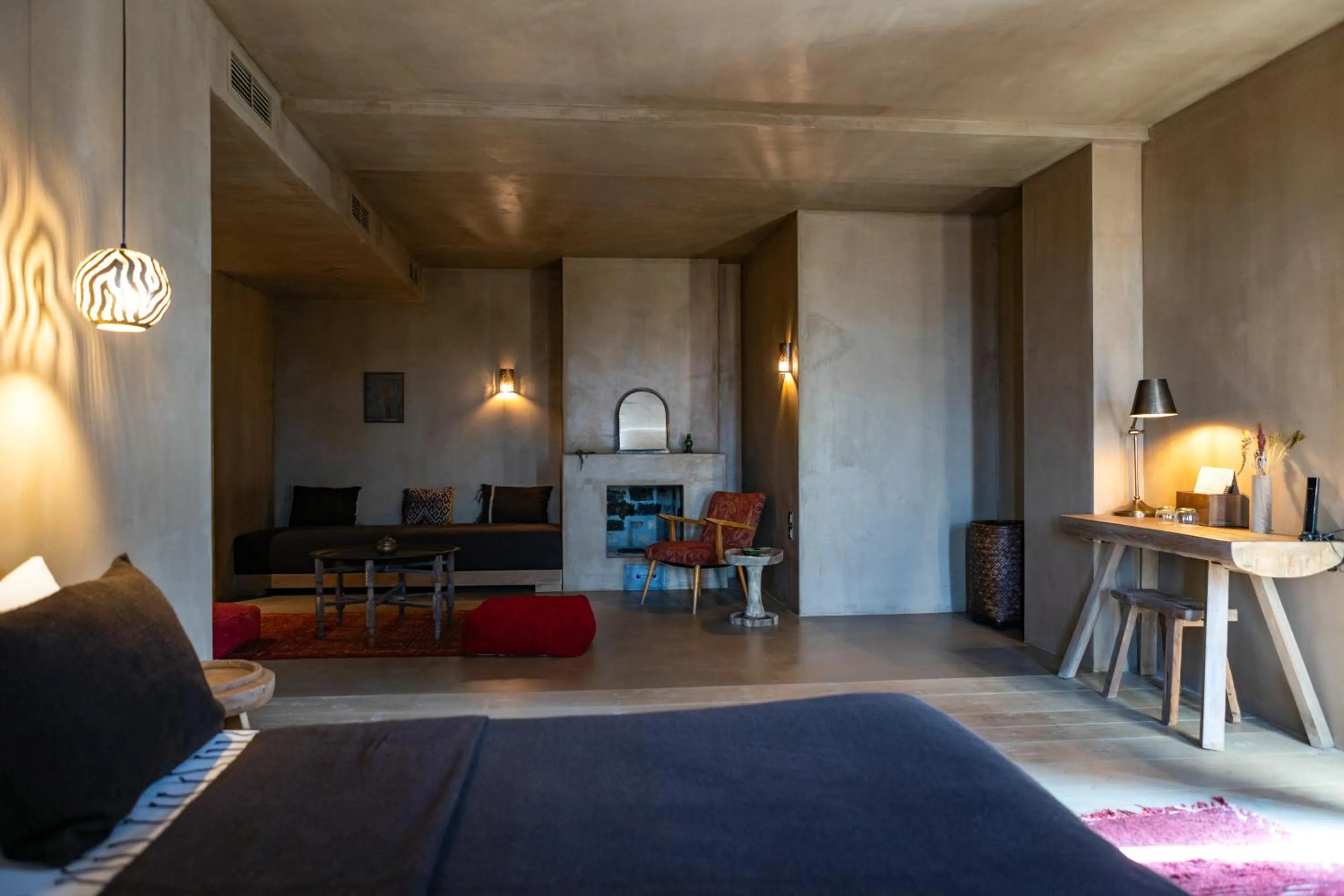 Bed in Life Gallery Hotel & Spa