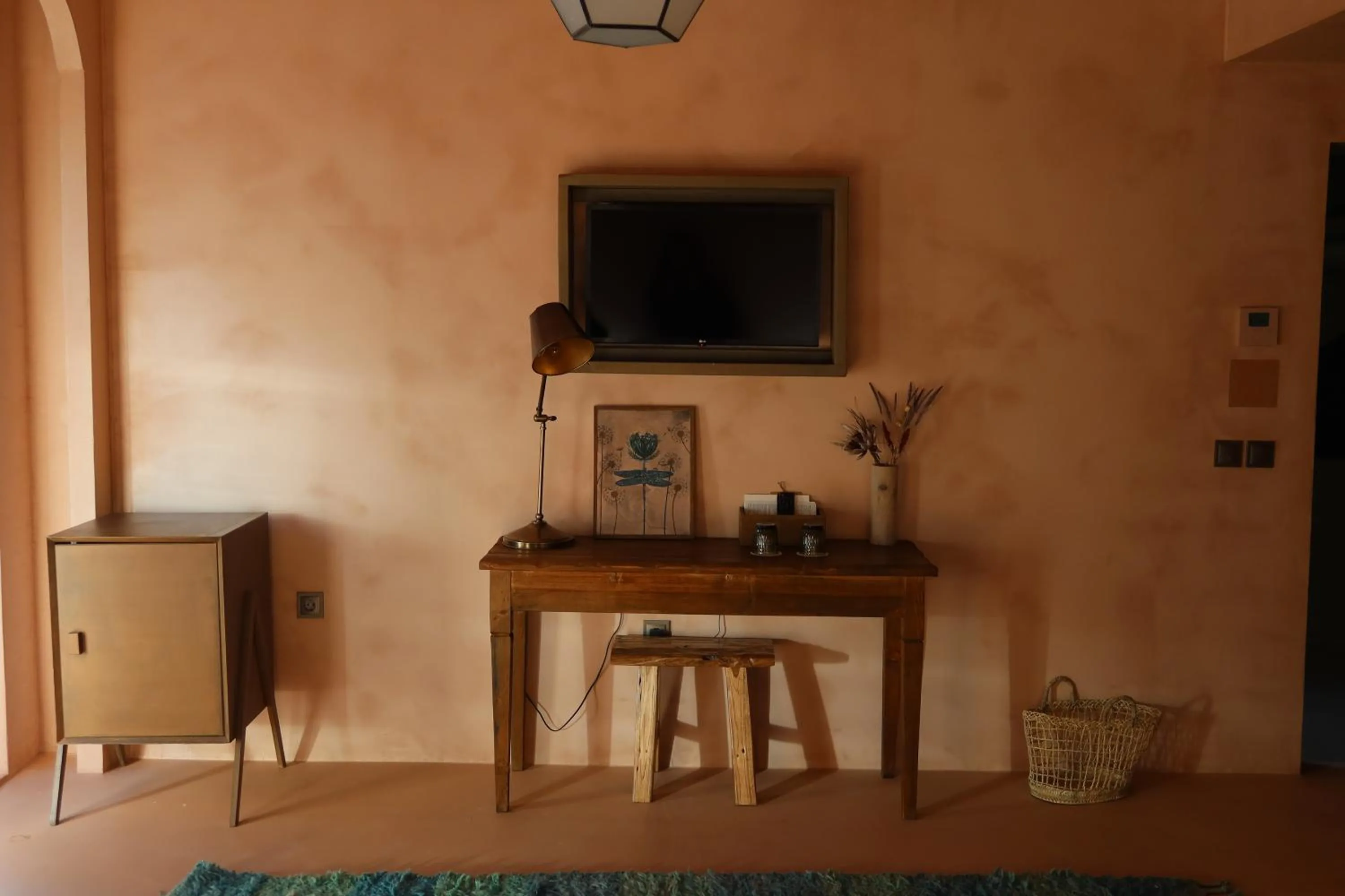 TV and multimedia in Life Gallery Hotel & Spa