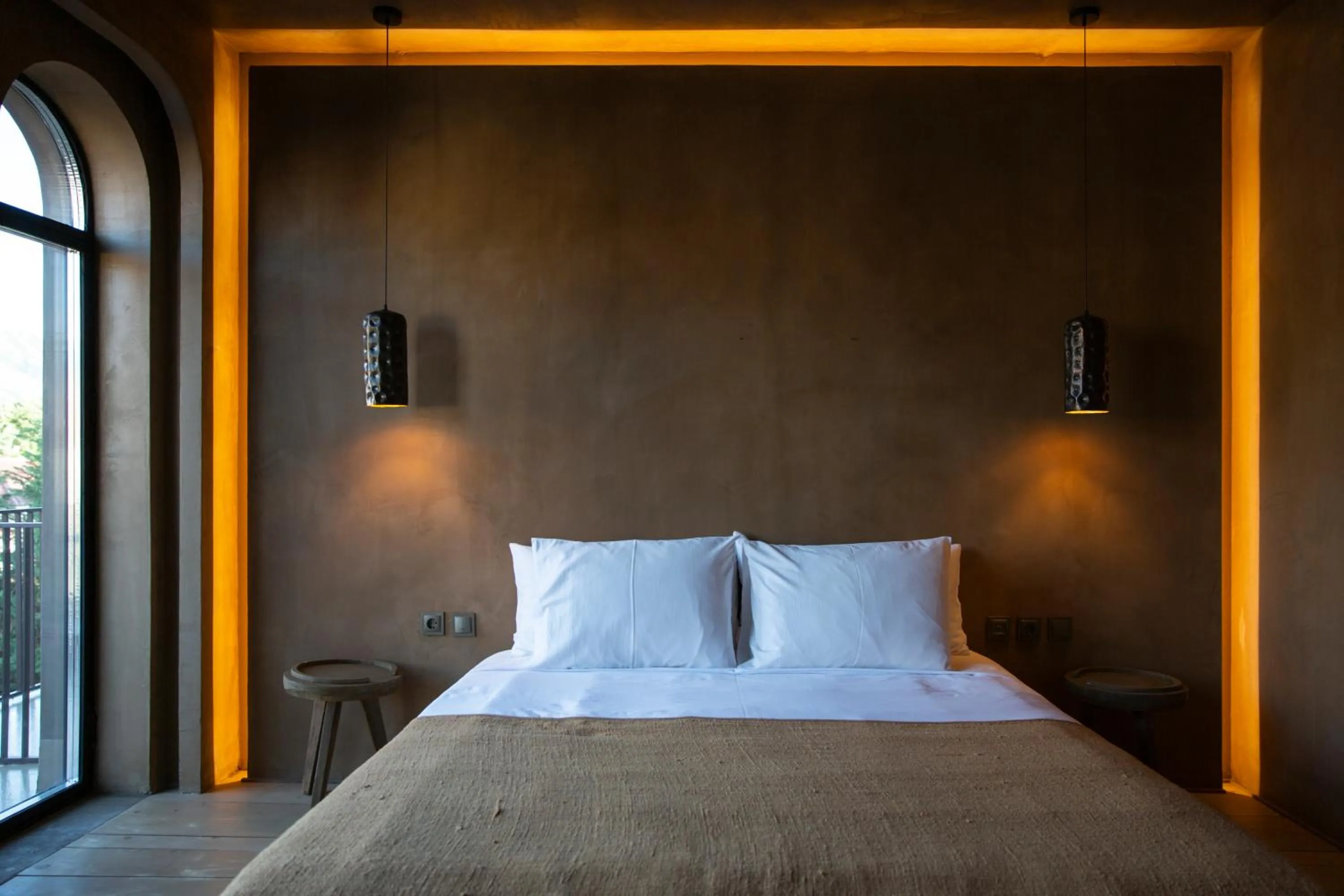 Bedroom, Bed in Life Gallery Hotel & Spa