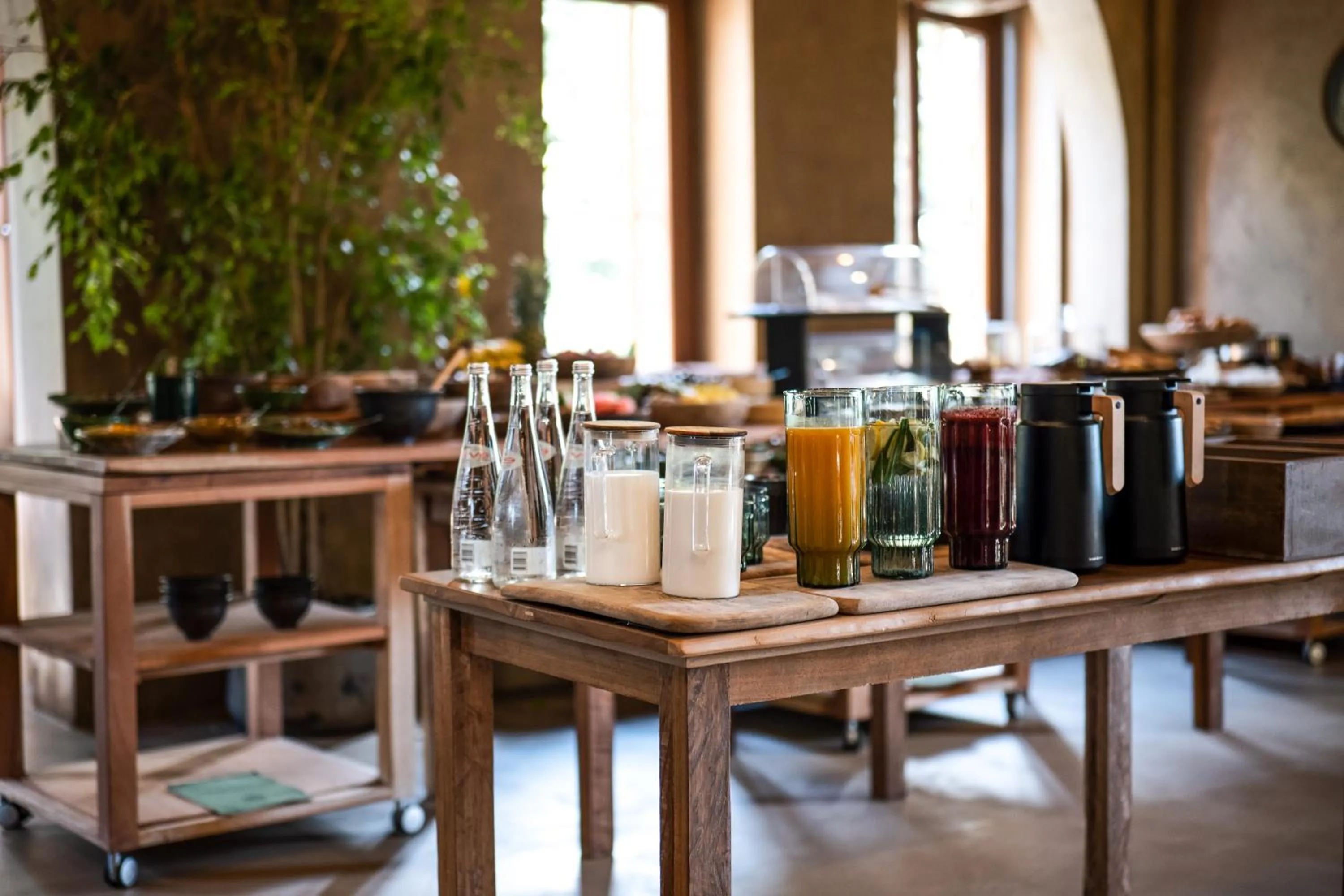 Breakfast in Life Gallery Hotel & Spa