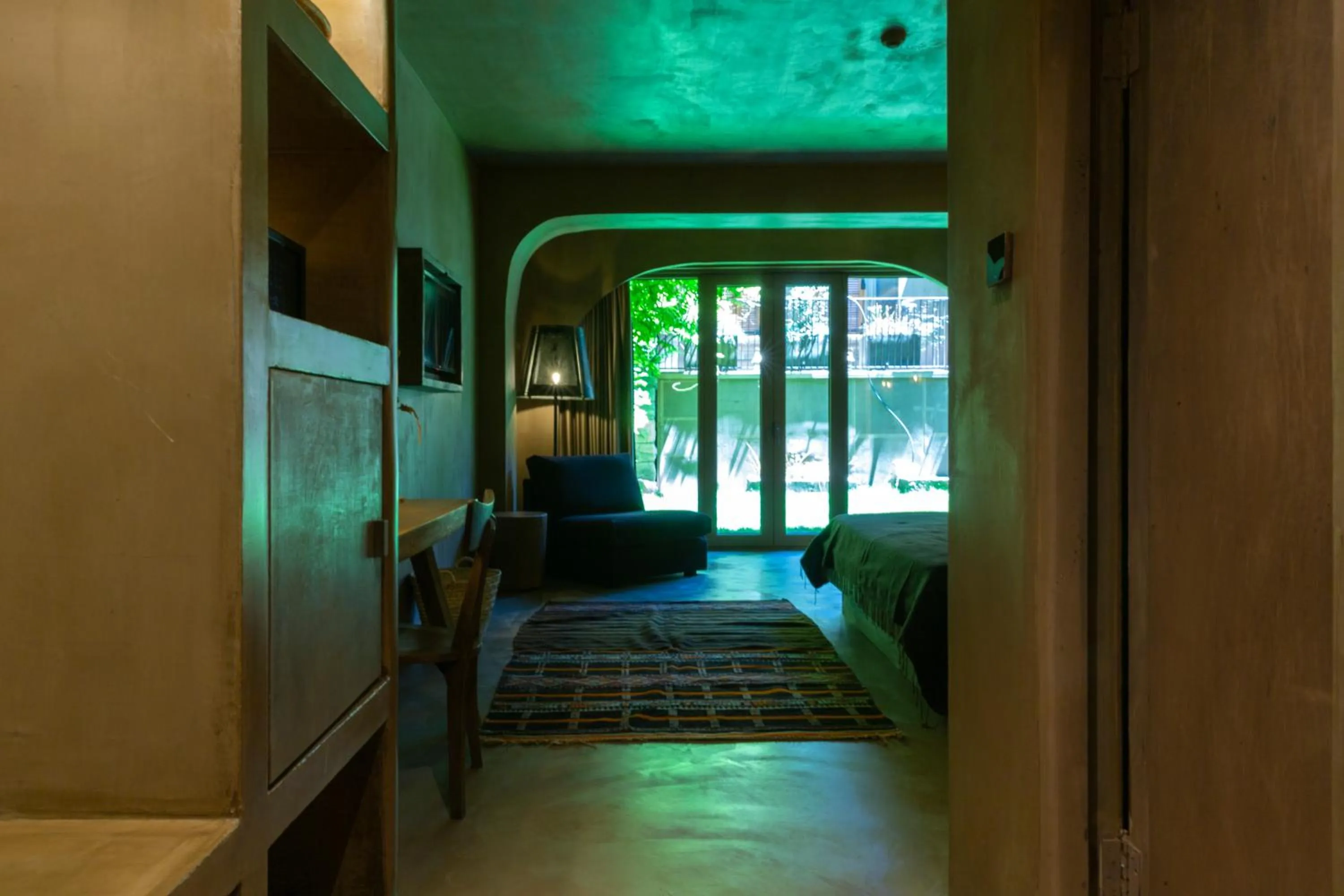 Bed in Life Gallery Hotel & Spa