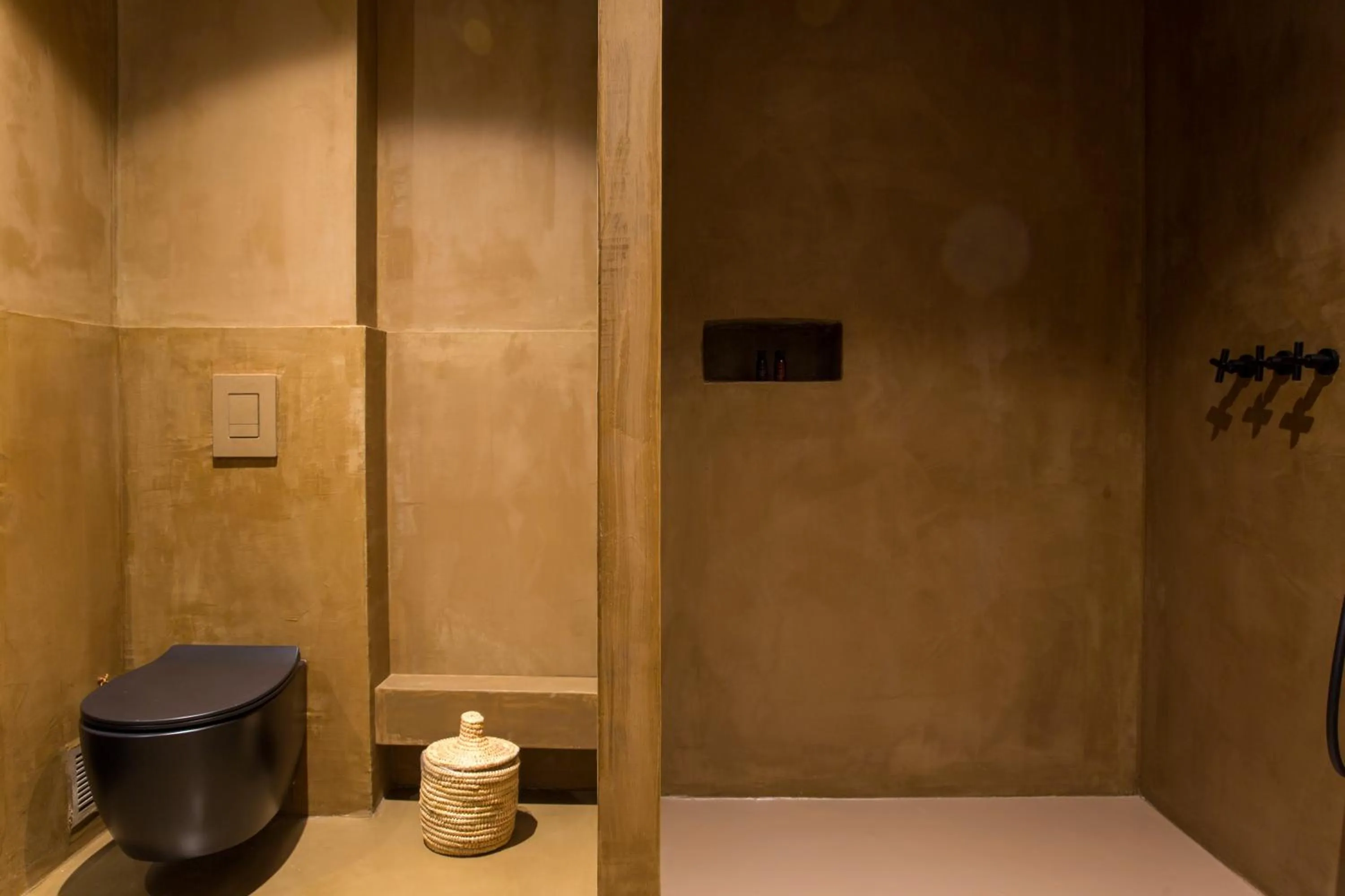 Toilet in Life Gallery Hotel & Spa