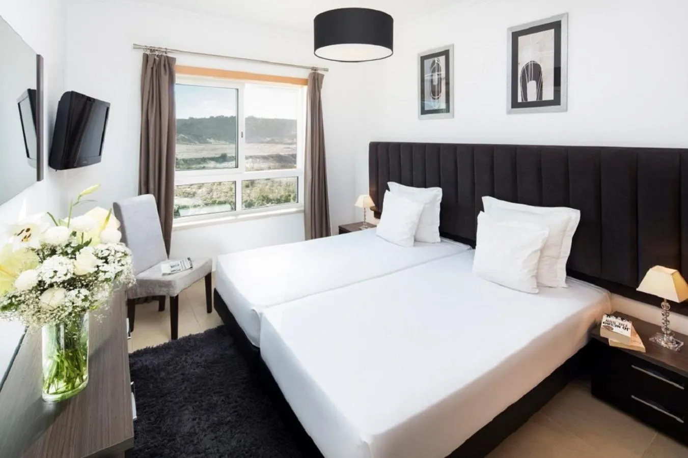 Bed in The Beachfront - Praia D'El Rey Golf & Beach Resort