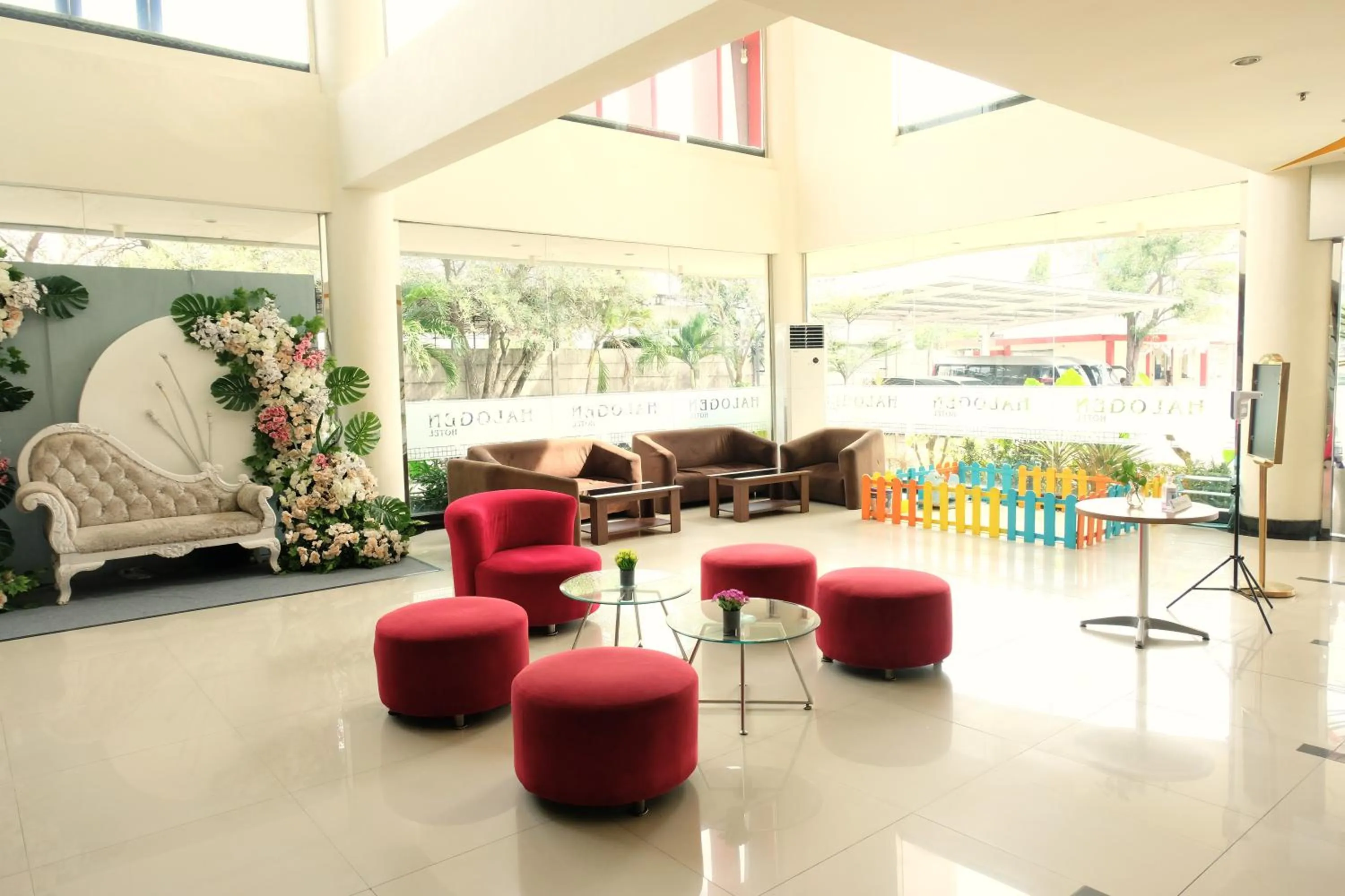 Halogen Hotel Airport Surabaya