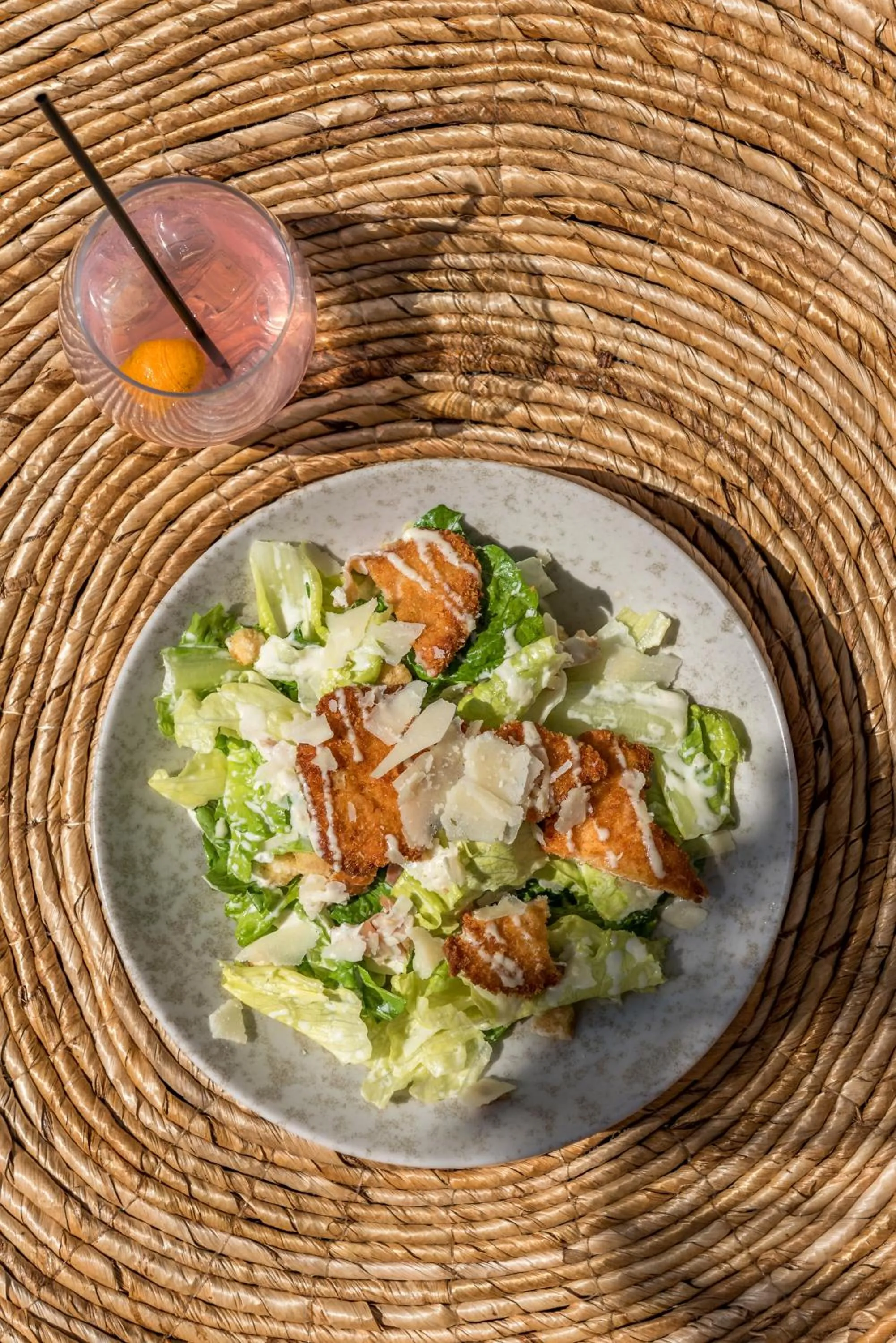 Restaurant/places to eat in Virtu Suites