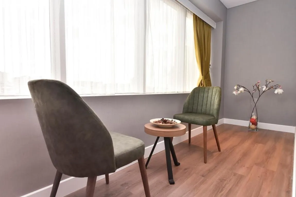 Seating area in Atacity Hotel