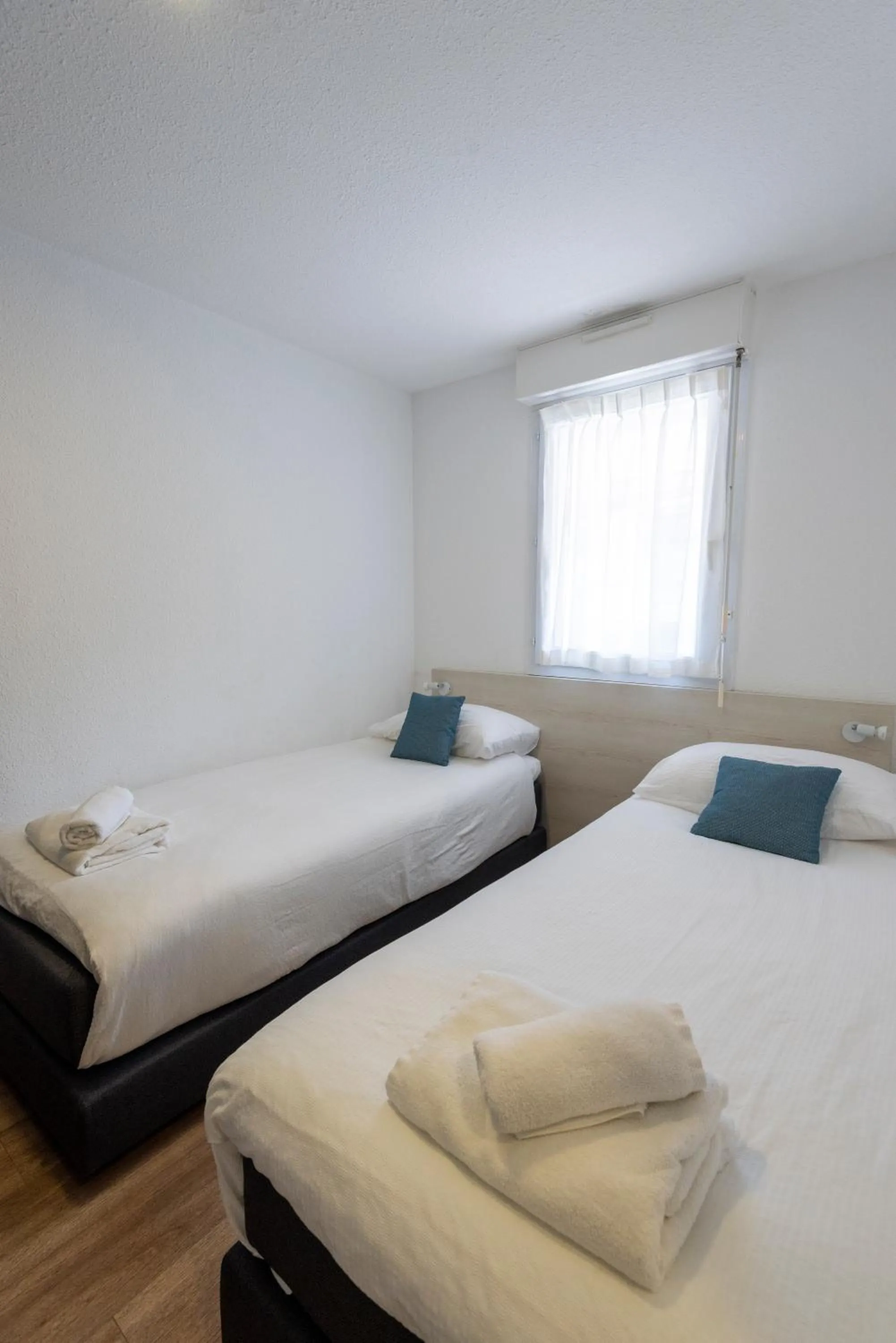 Bed in Côté Thalasso Hôtel & Spa Marin