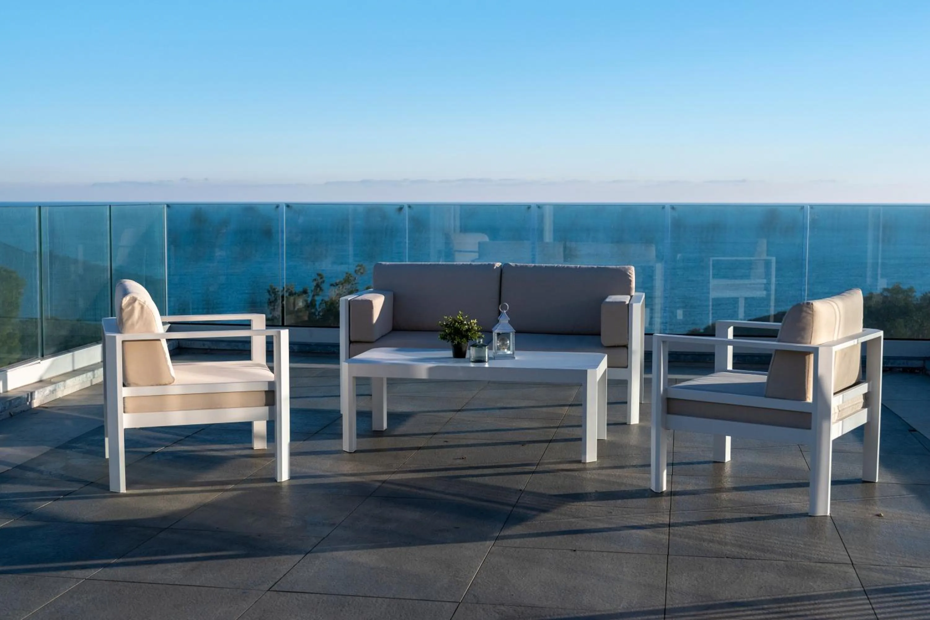 Patio in Côté Thalasso Hôtel & Spa Marin