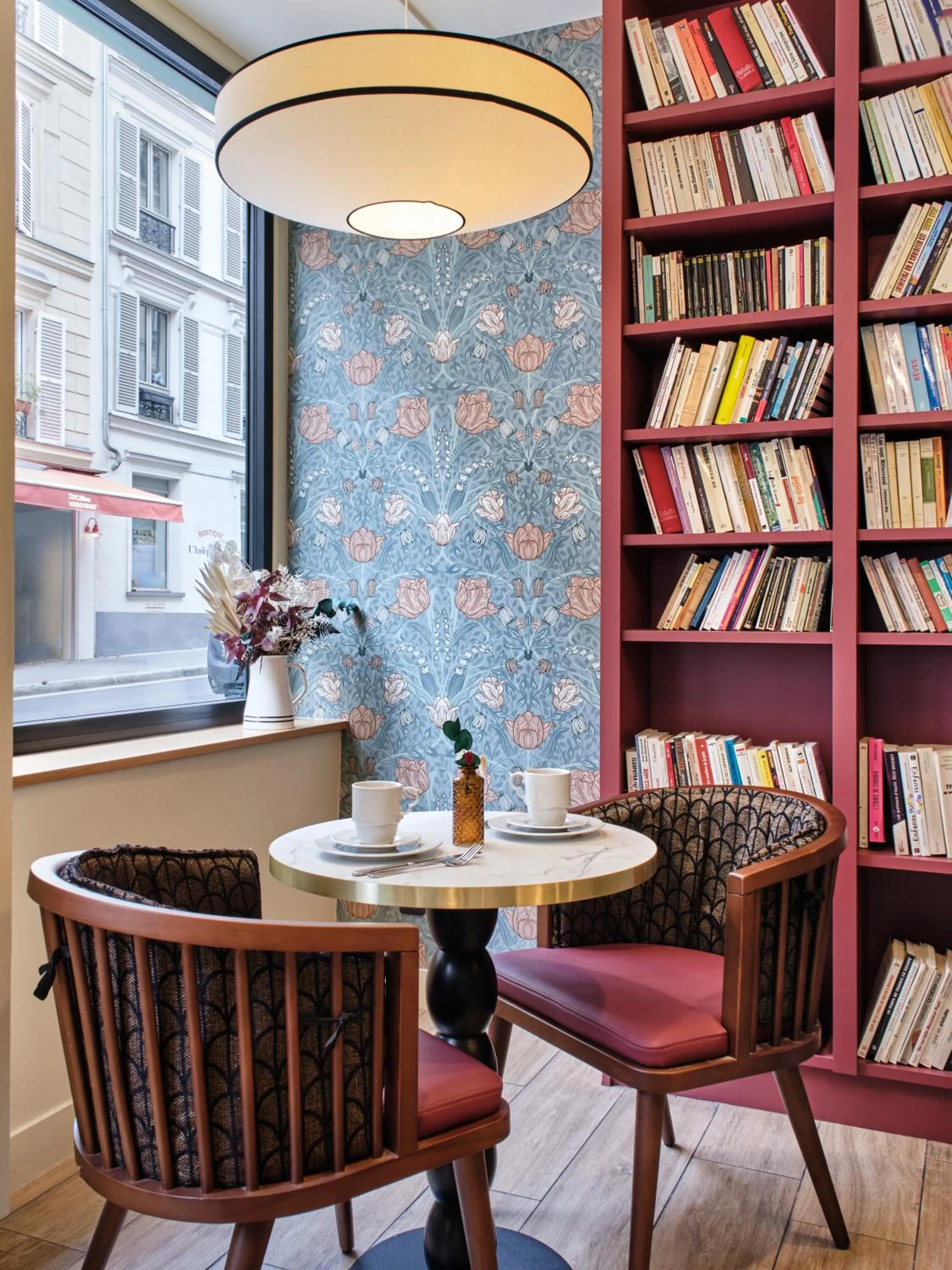 Lobby or reception in Hôtel Joséphine by Happyculture