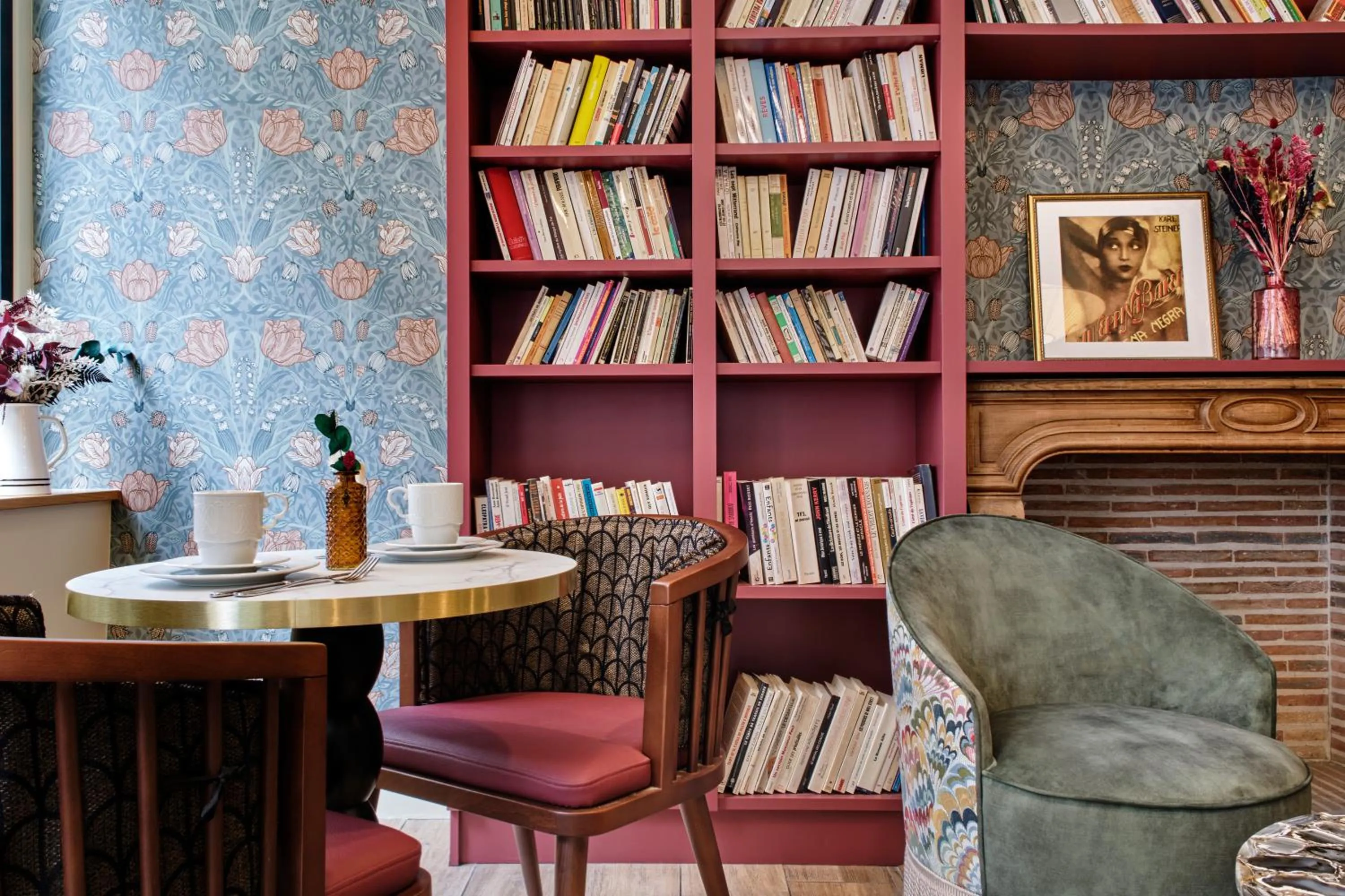 Lobby or reception in Hôtel Joséphine by Happyculture