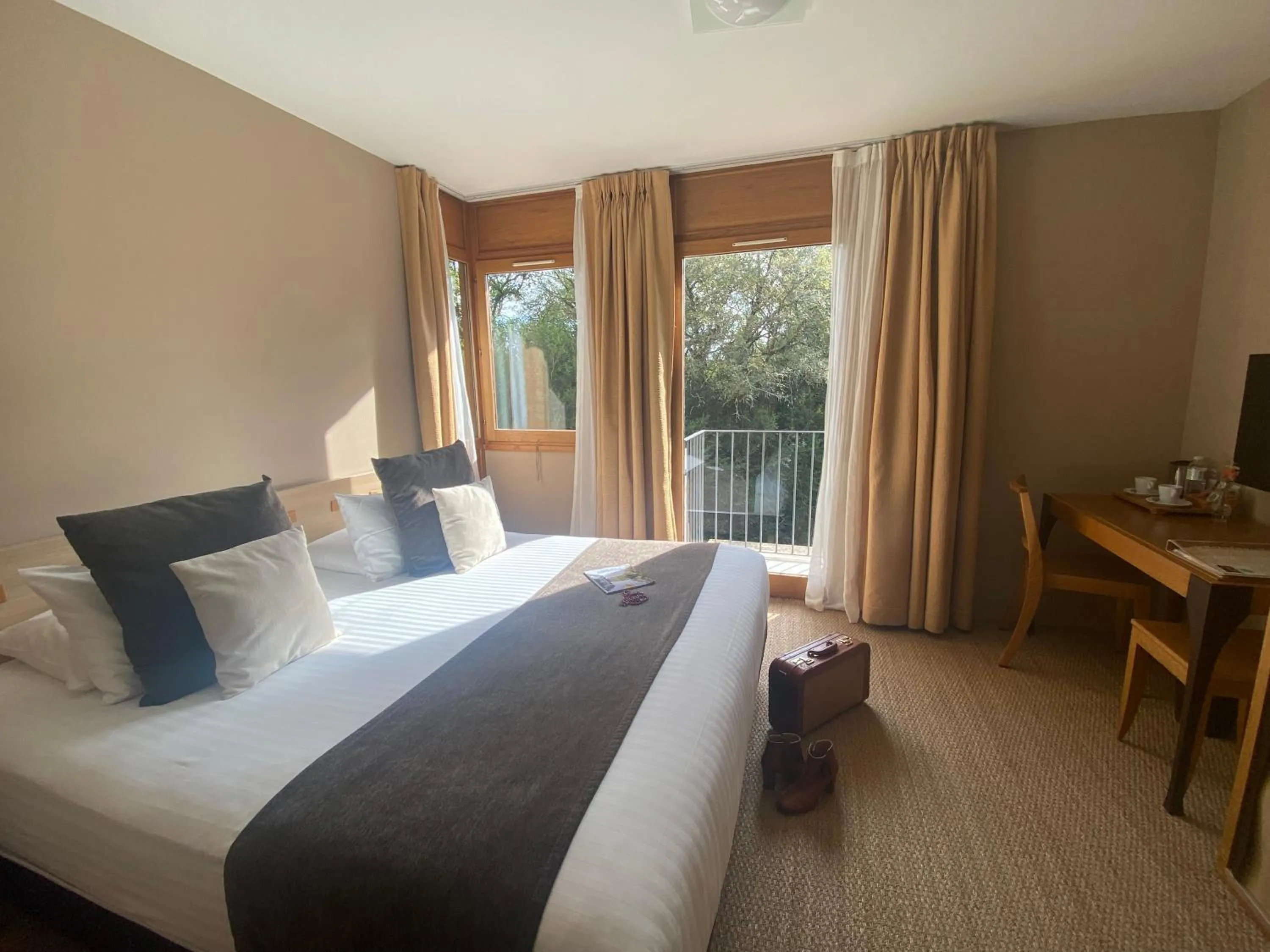 Bed in Hôtel Les Esclargies