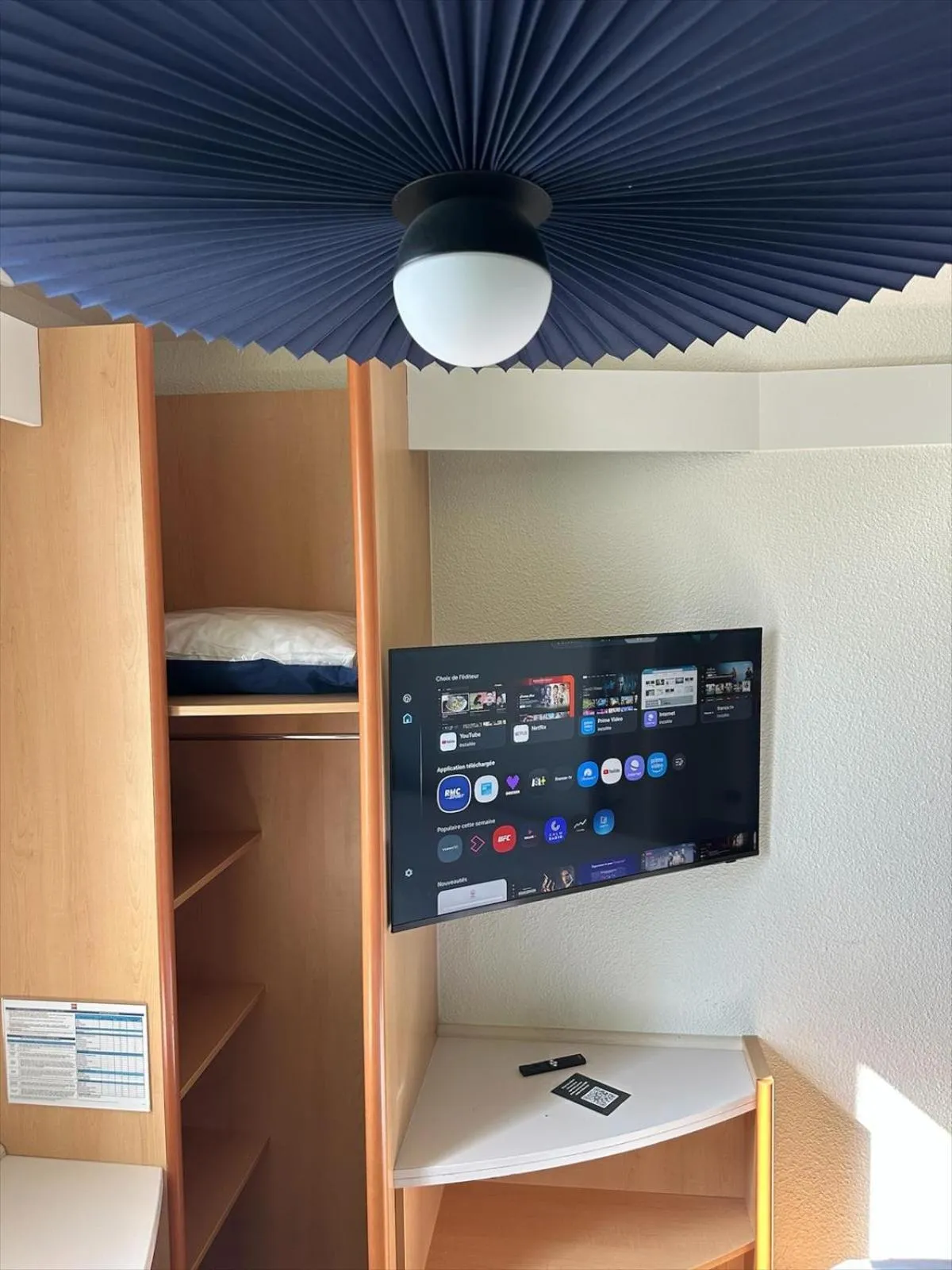 TV and multimedia in ibis Lyon Est Bron