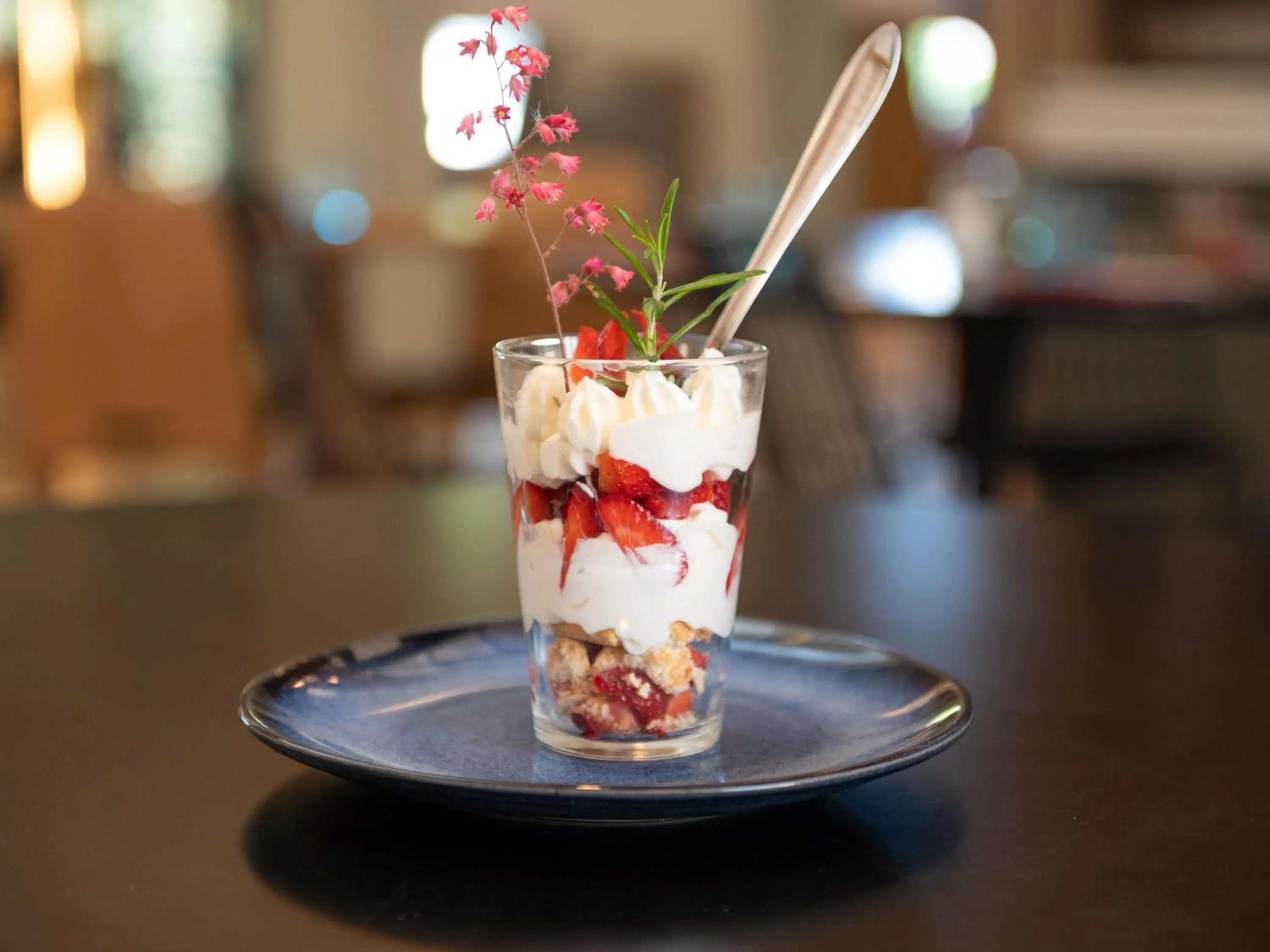 Restaurant/places to eat in ibis Lyon Est Bron