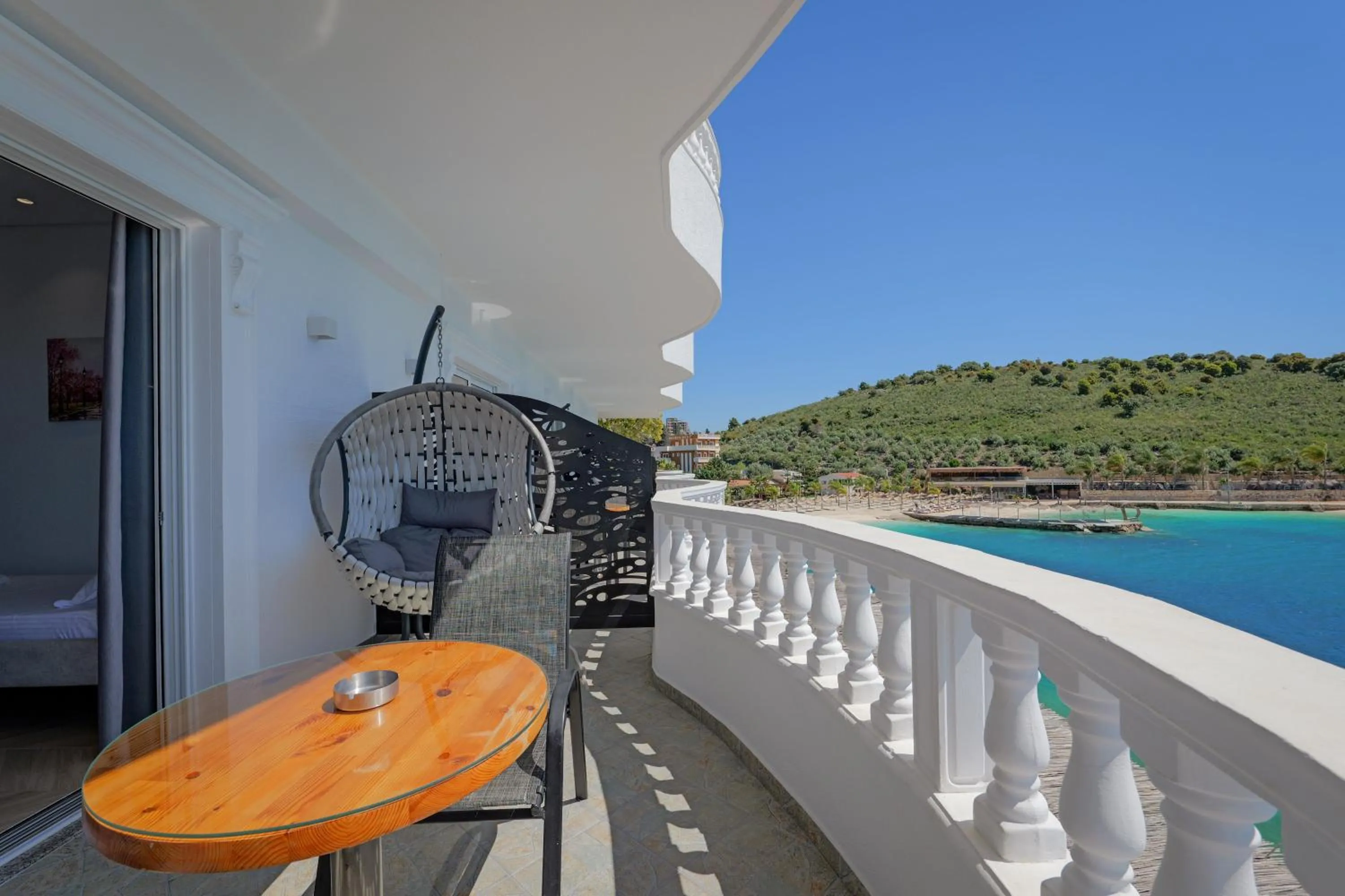 Patio in Villa Juna Beach