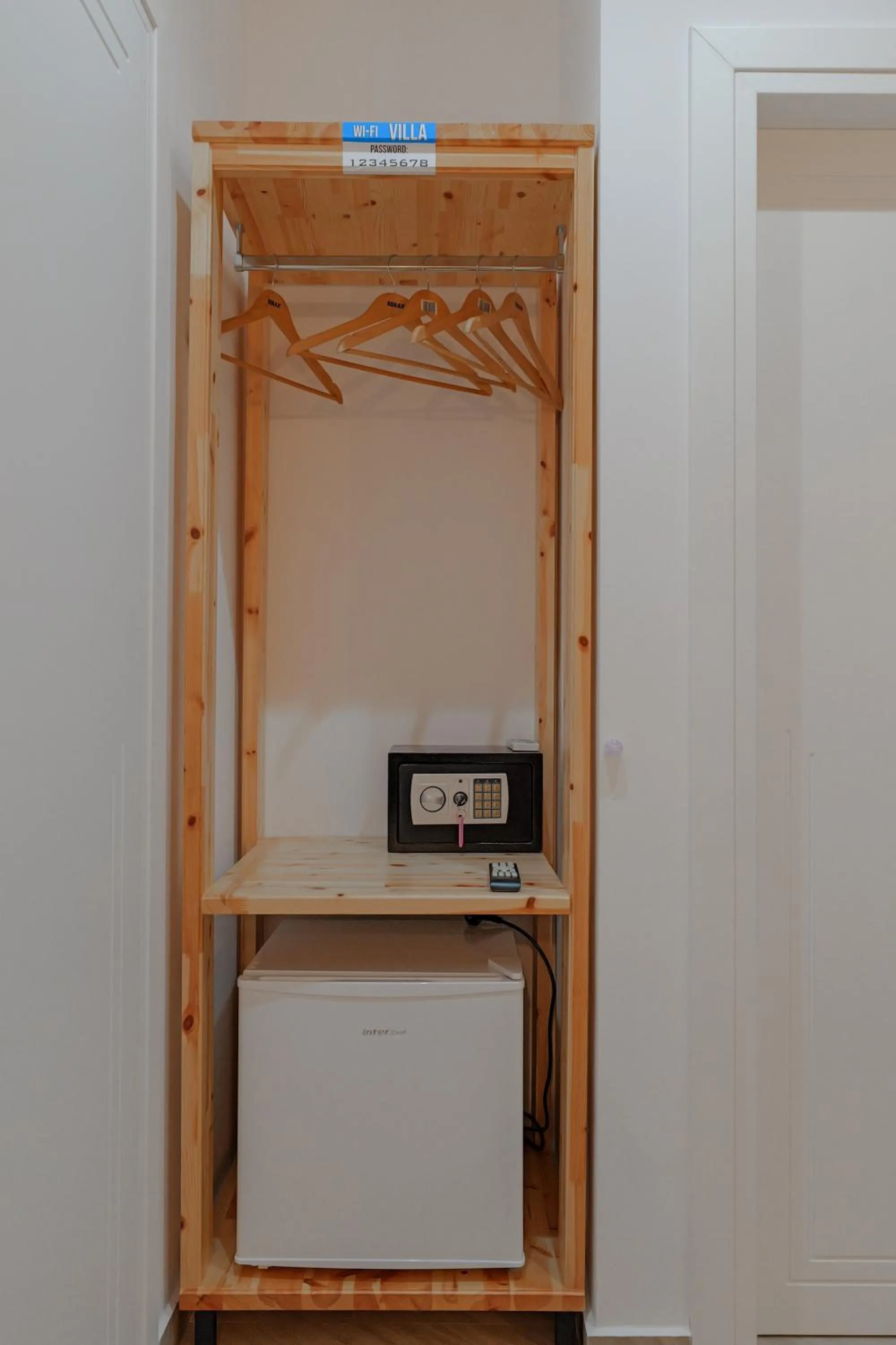 safe in Villa Juna Beach